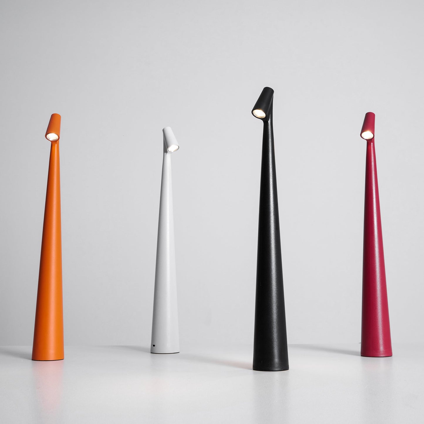 Slim Aluminium Cordless Table Lamp