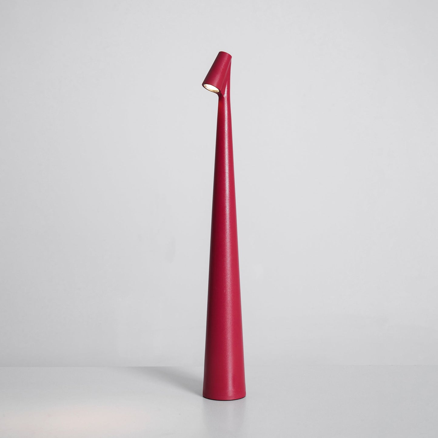 Slim Aluminium Cordless Table Lamp