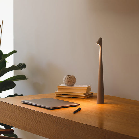 Slim Aluminium Cordless Table Lamp
