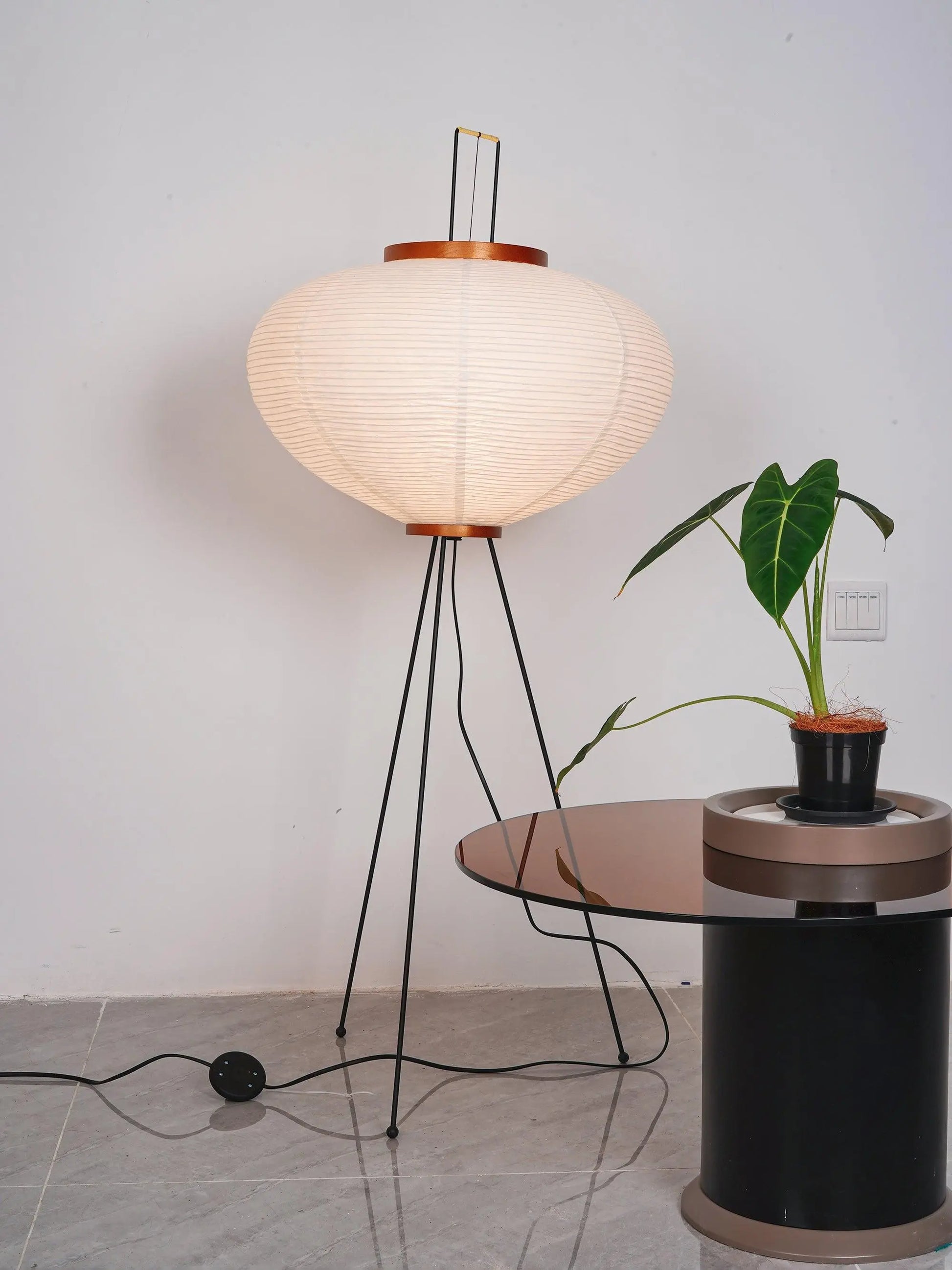 Rice Paper Lantern Floor Lamp — Sculptural Tripod Ambient Light for Living Room, Bedroom, Study and Reading Corner, Soft-Glow Paper Shade Floor Lamp Erbstuk