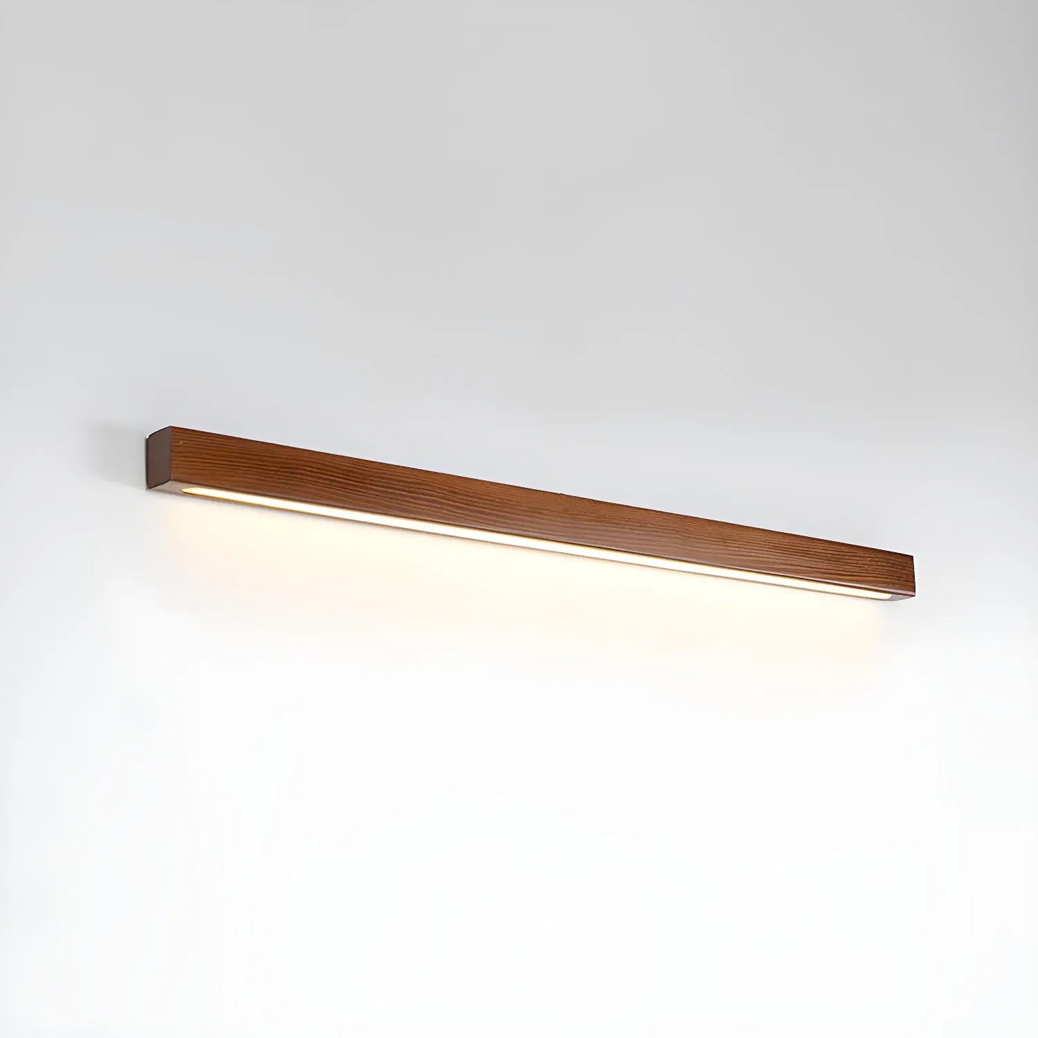 d. Arlo Linear Wood Wall Light Erbstuk