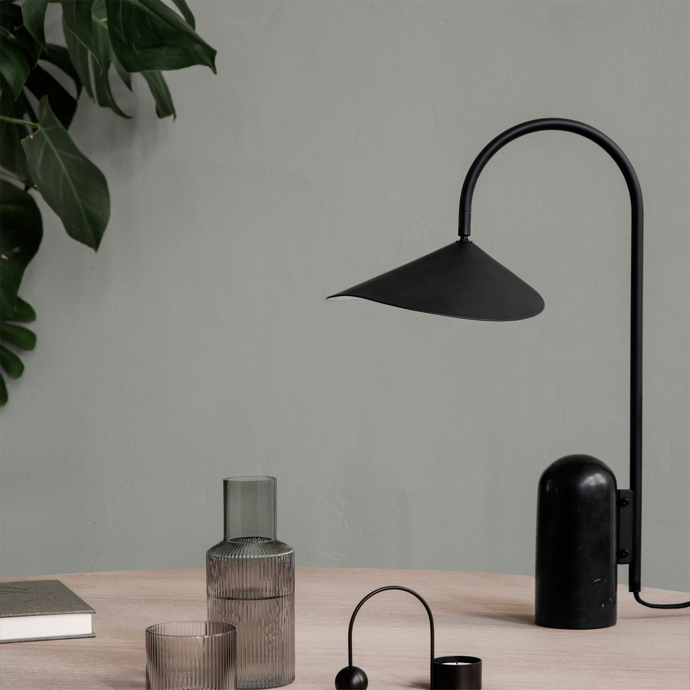 Mono Table Lamp