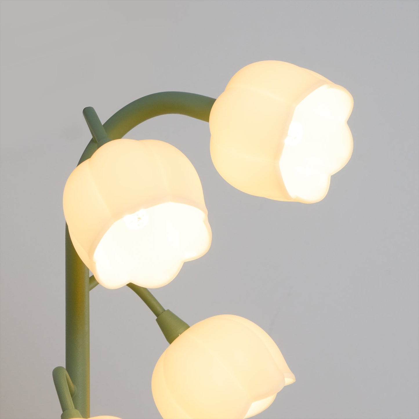 Bellflower Stem Table Lamp