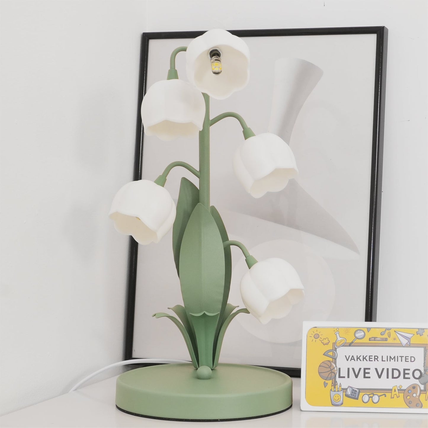 Bellflower Stem Table Lamp