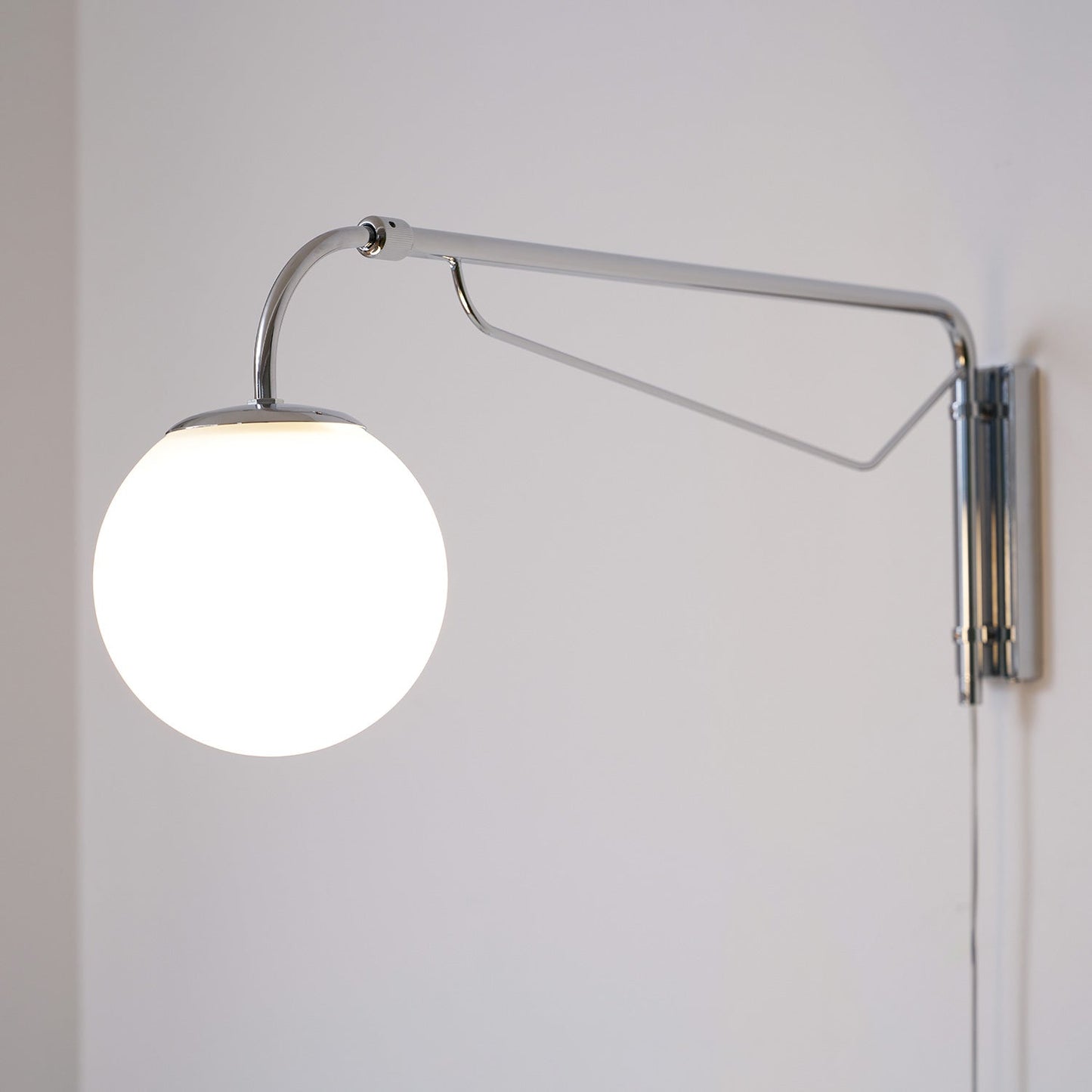 Extending Arm Plug In Wall Sconce