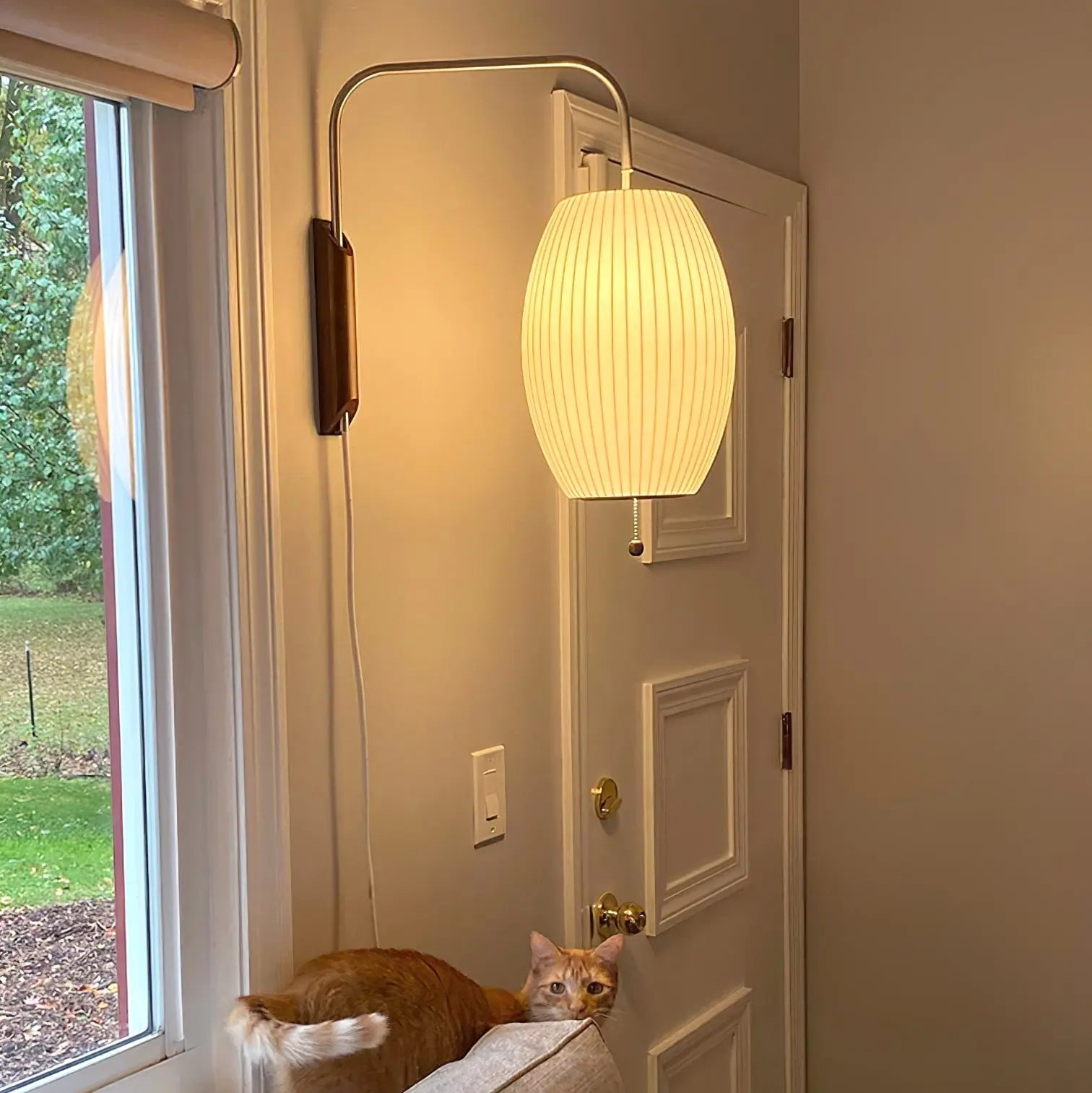 Silk Shade Flying Saucer Wall Sconce — Mid-Century Modern LED Wall Lamp with Swing Arm for Bedroom, Living Room, Study and Reading Nook, Walnut and Chrome Accent Erbstuk