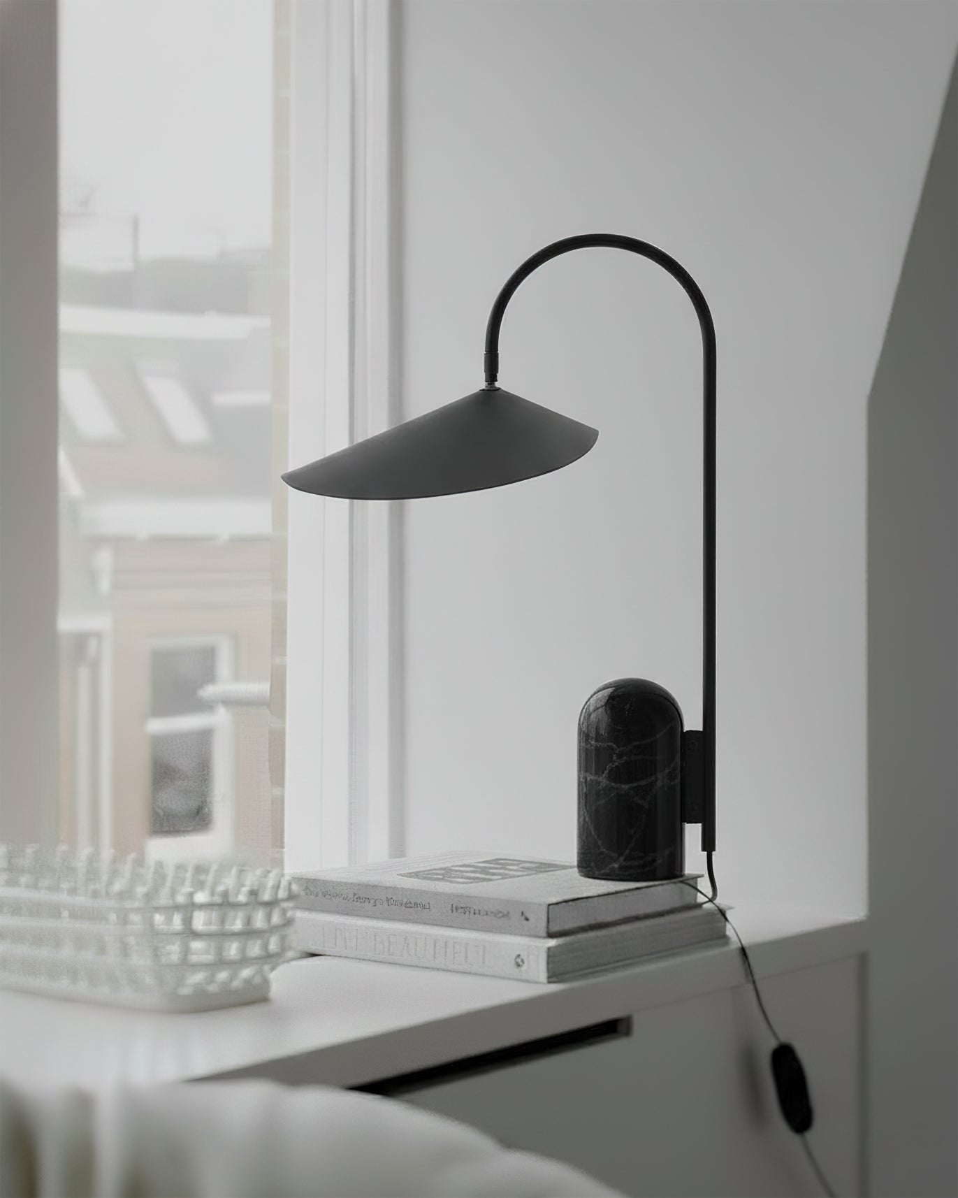 Mono Table Lamp