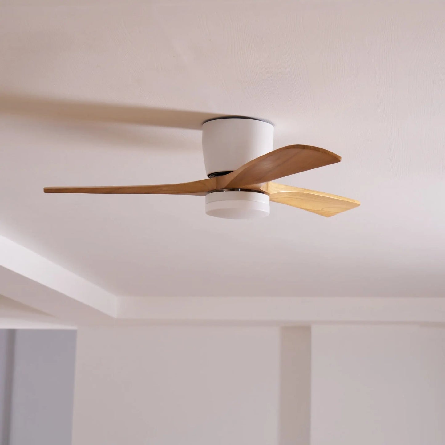 Nordic Wooden Ceiling Fan Light Erbstuk