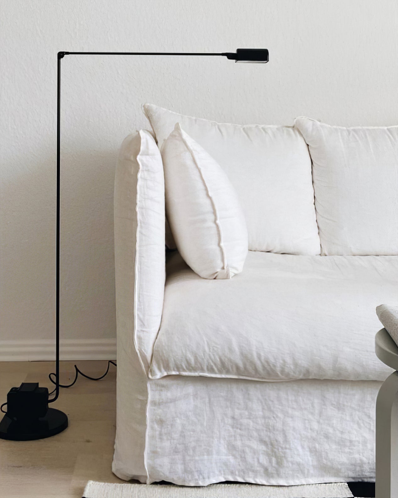 Dimmable Swivel Task Floor Lamp