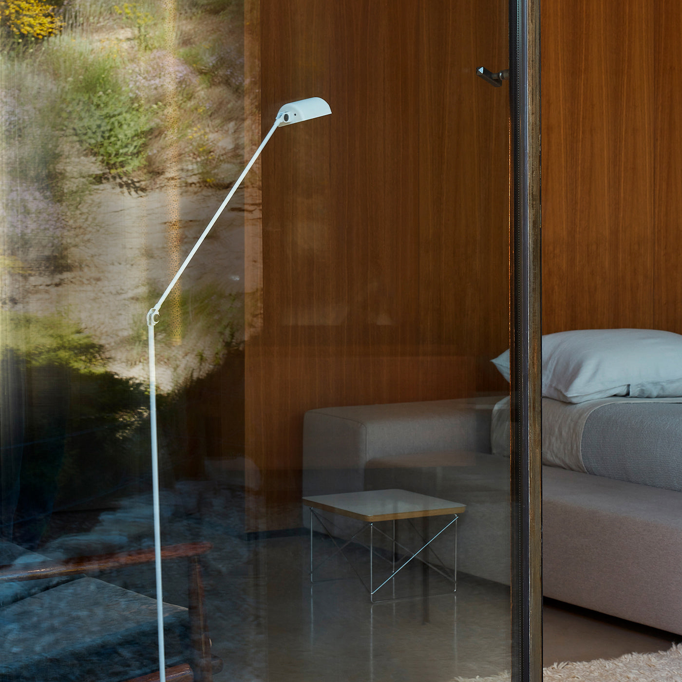 Dimmable Swivel Task Floor Lamp