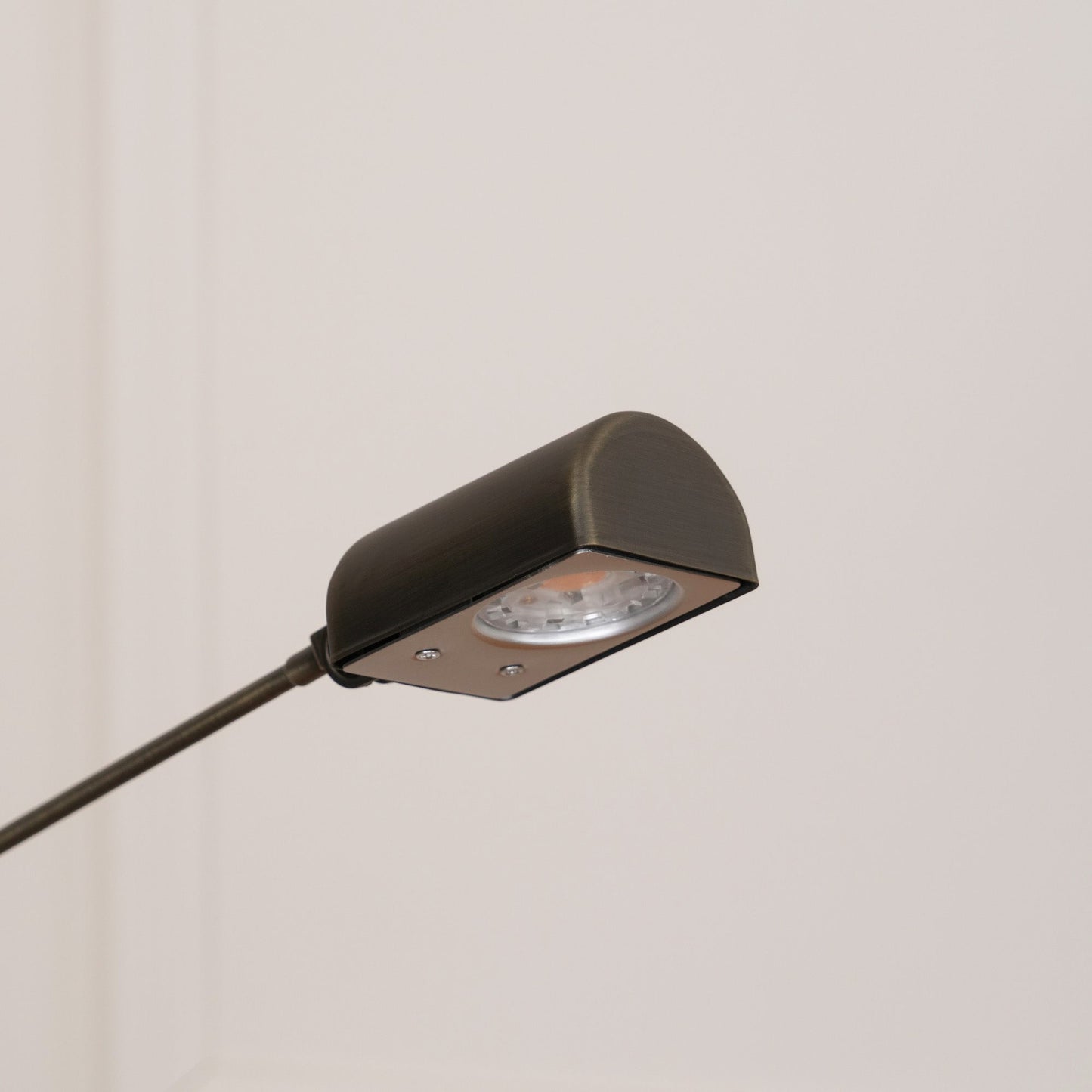 Dimmable Swivel Task Floor Lamp