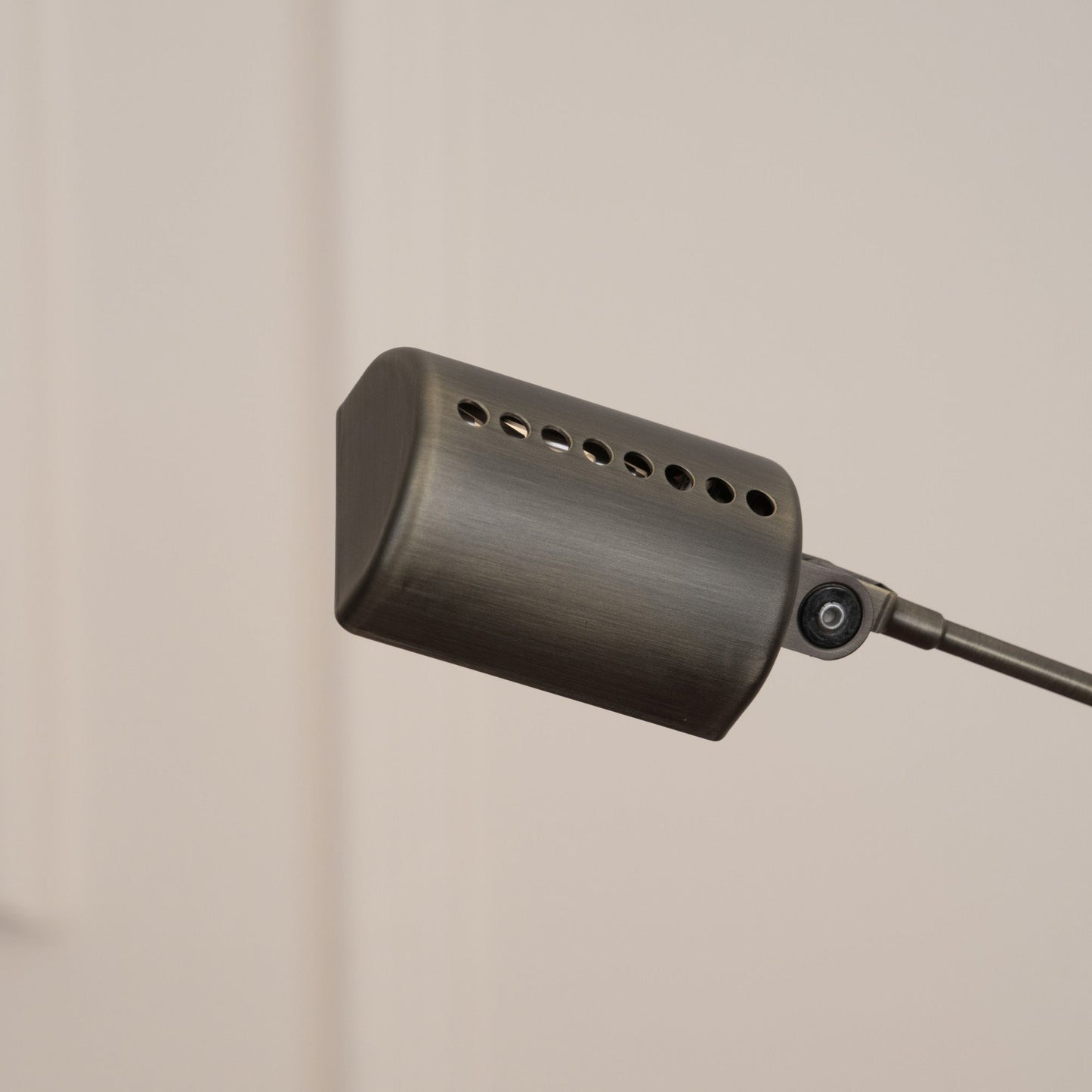 Dimmable Swivel Task Floor Lamp