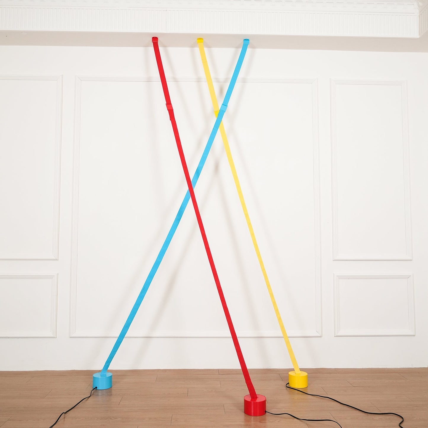 Slim Tension Pole Floor to Ceiling Lamp