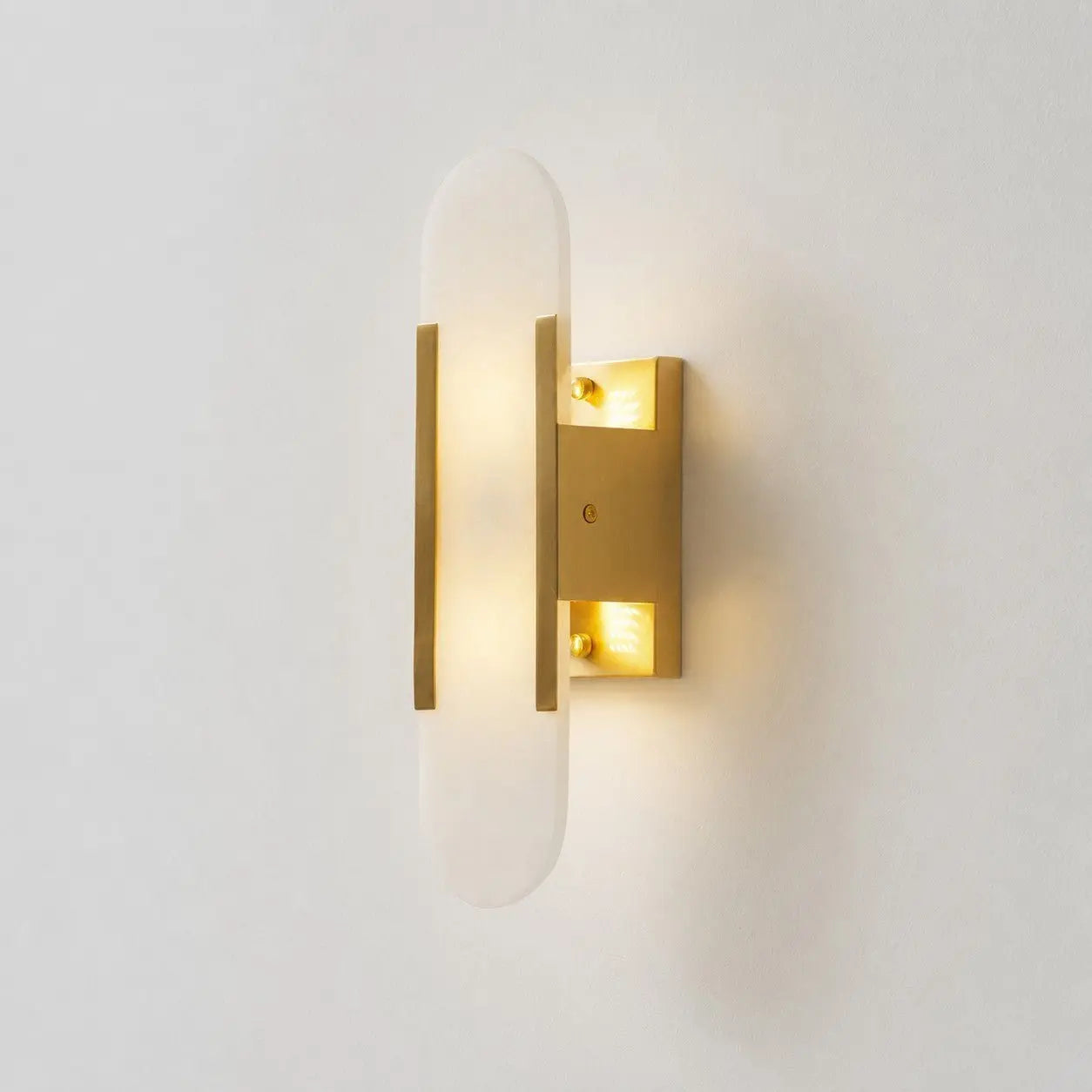 D. Oblong Alabaster Wall Sconce Erbstuk