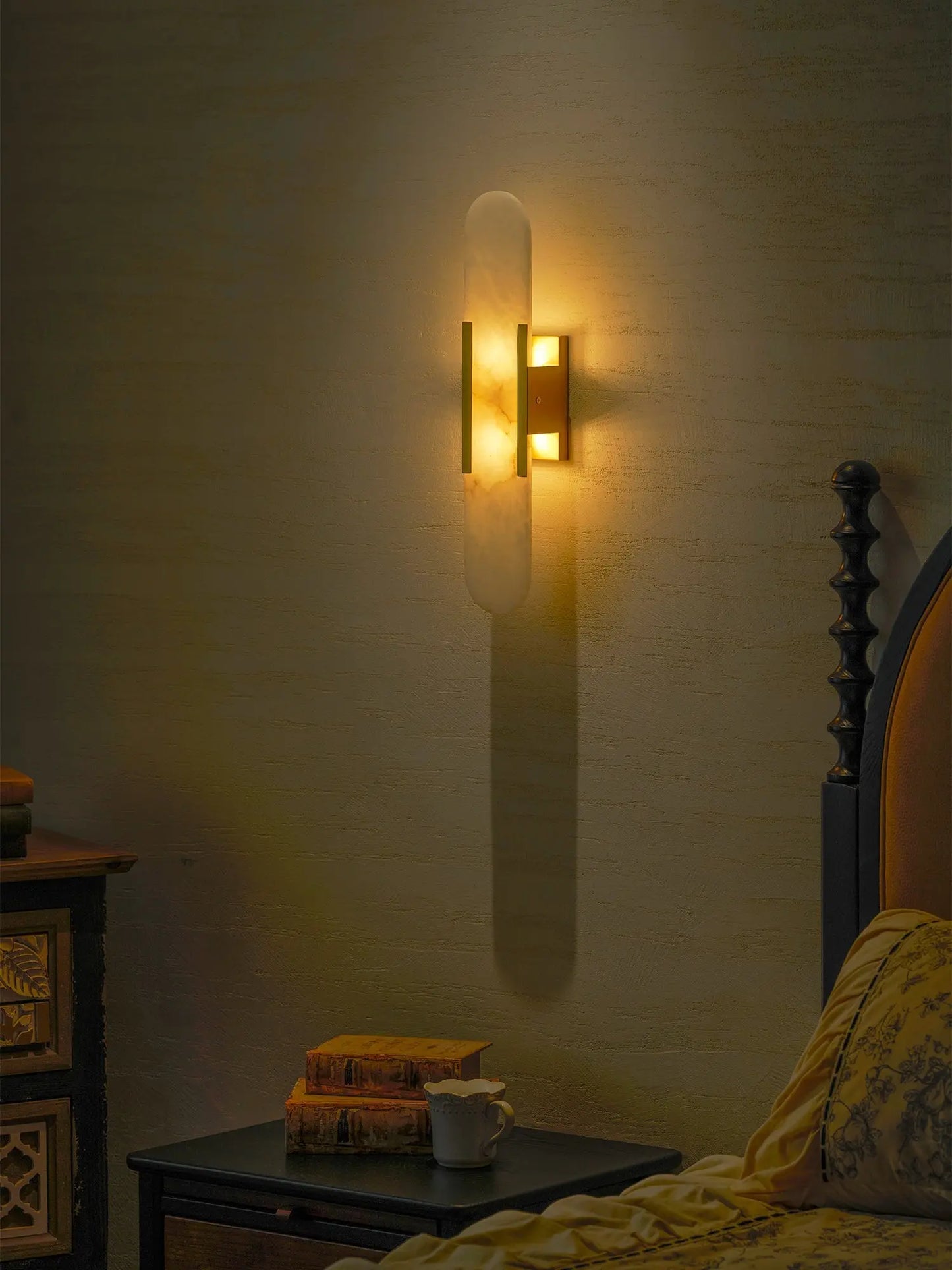D. Oblong Alabaster Wall Sconce Erbstuk