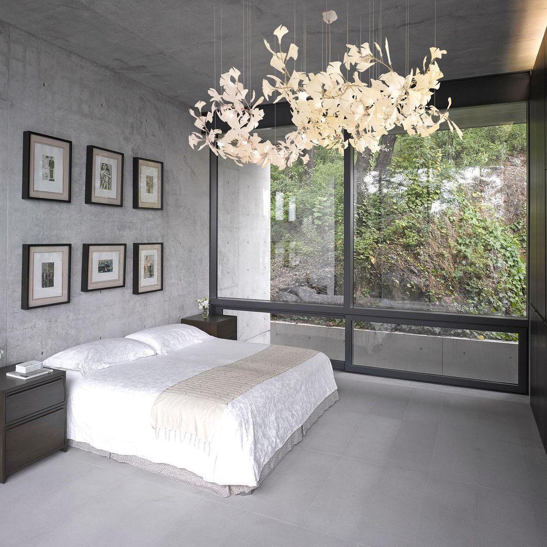 Ceramic Ginkgo Leaf Linear Chandelier