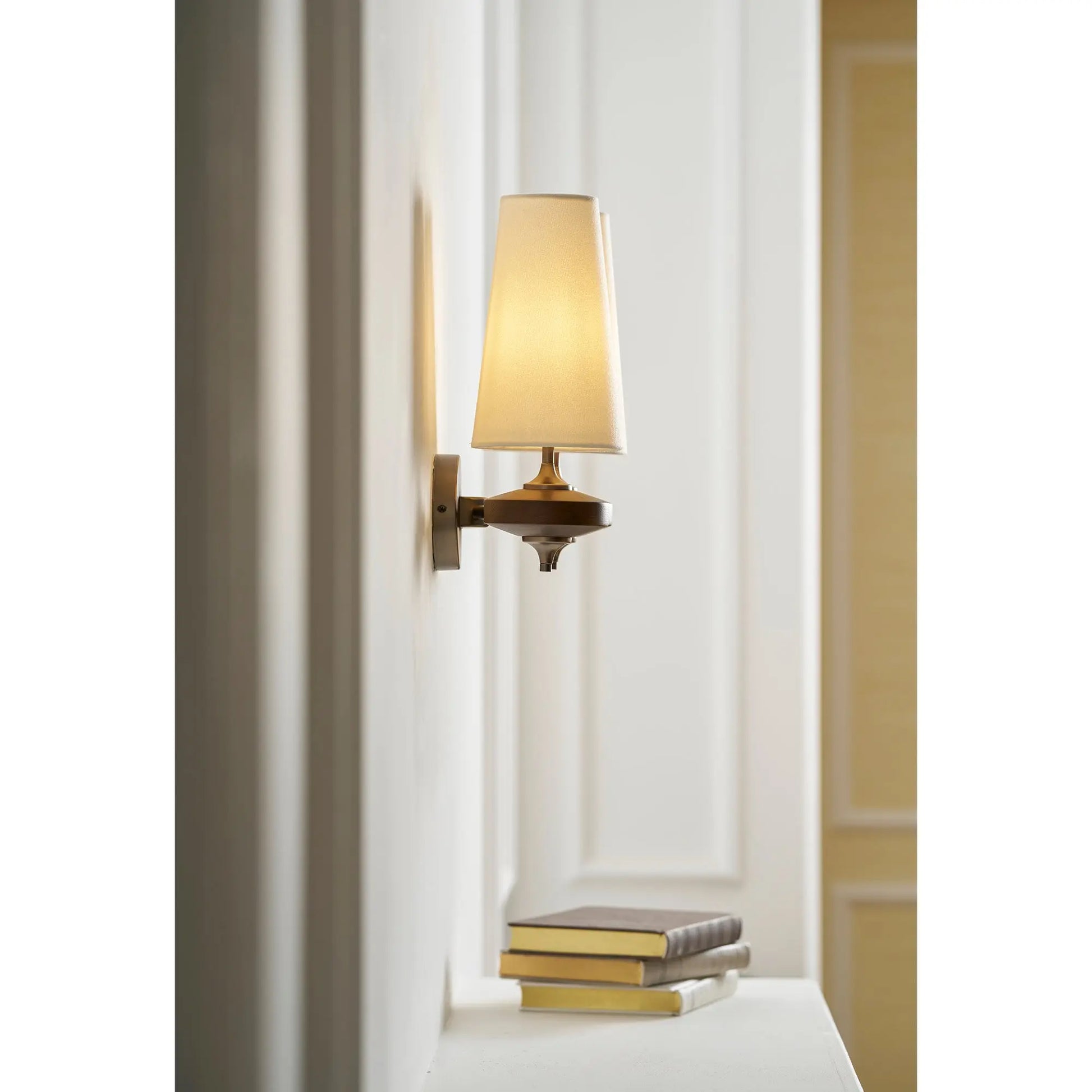 Hour Rho Wall Lamp Erbstuk
