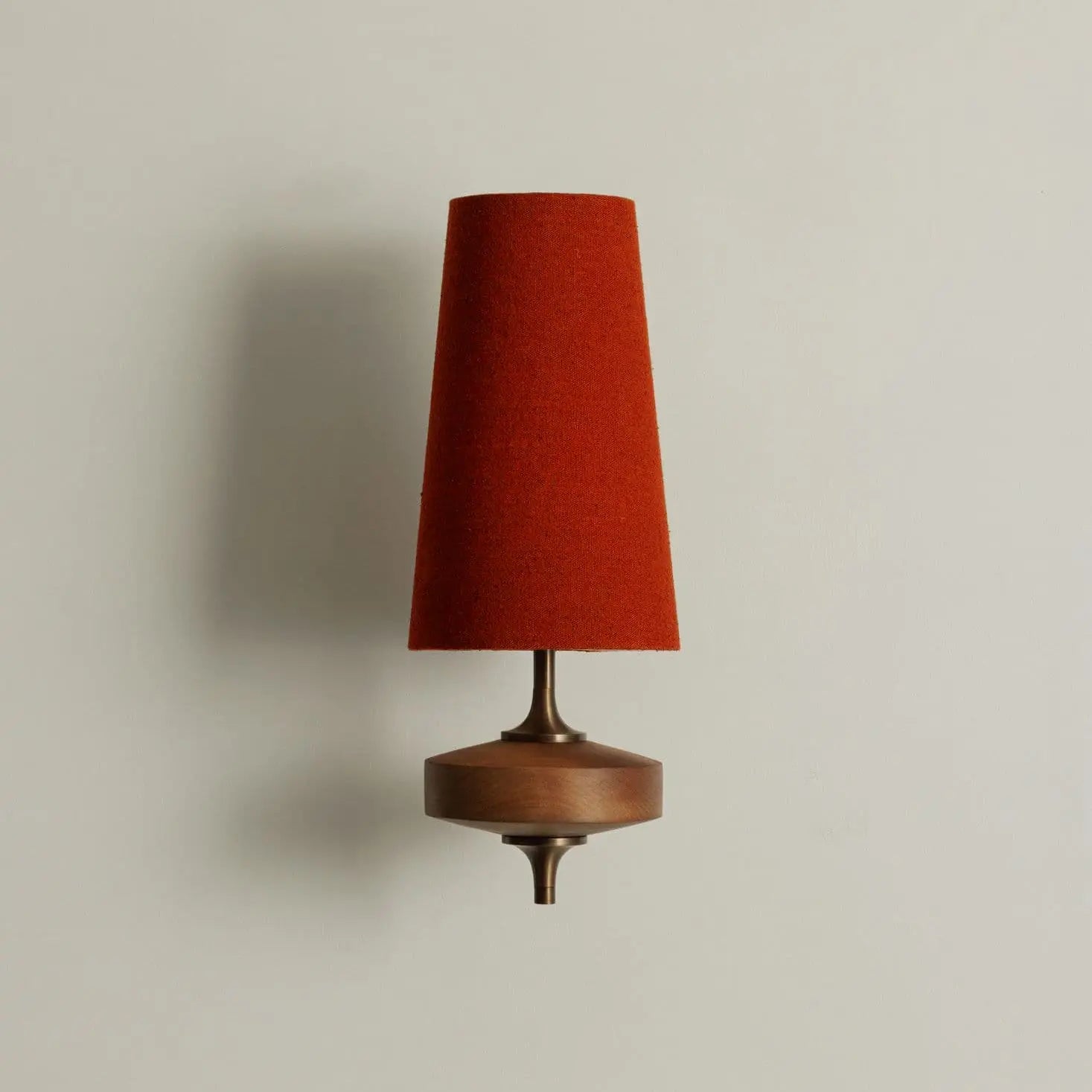 Hour Rho Wall Lamp Erbstuk
