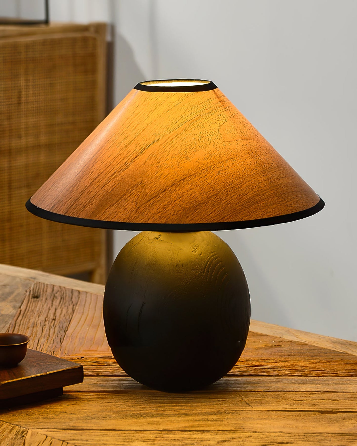 Wood Grain Paper Shade Table Lamp