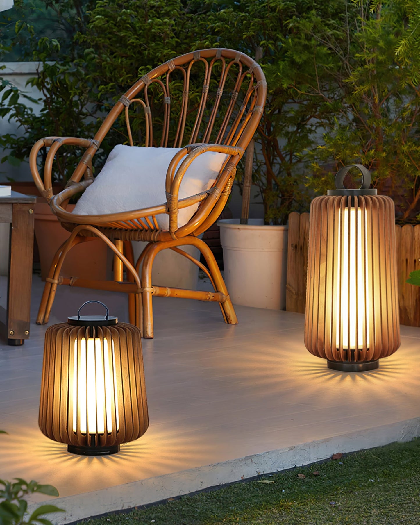 Weatherproof Column Outdoor Table Lamp