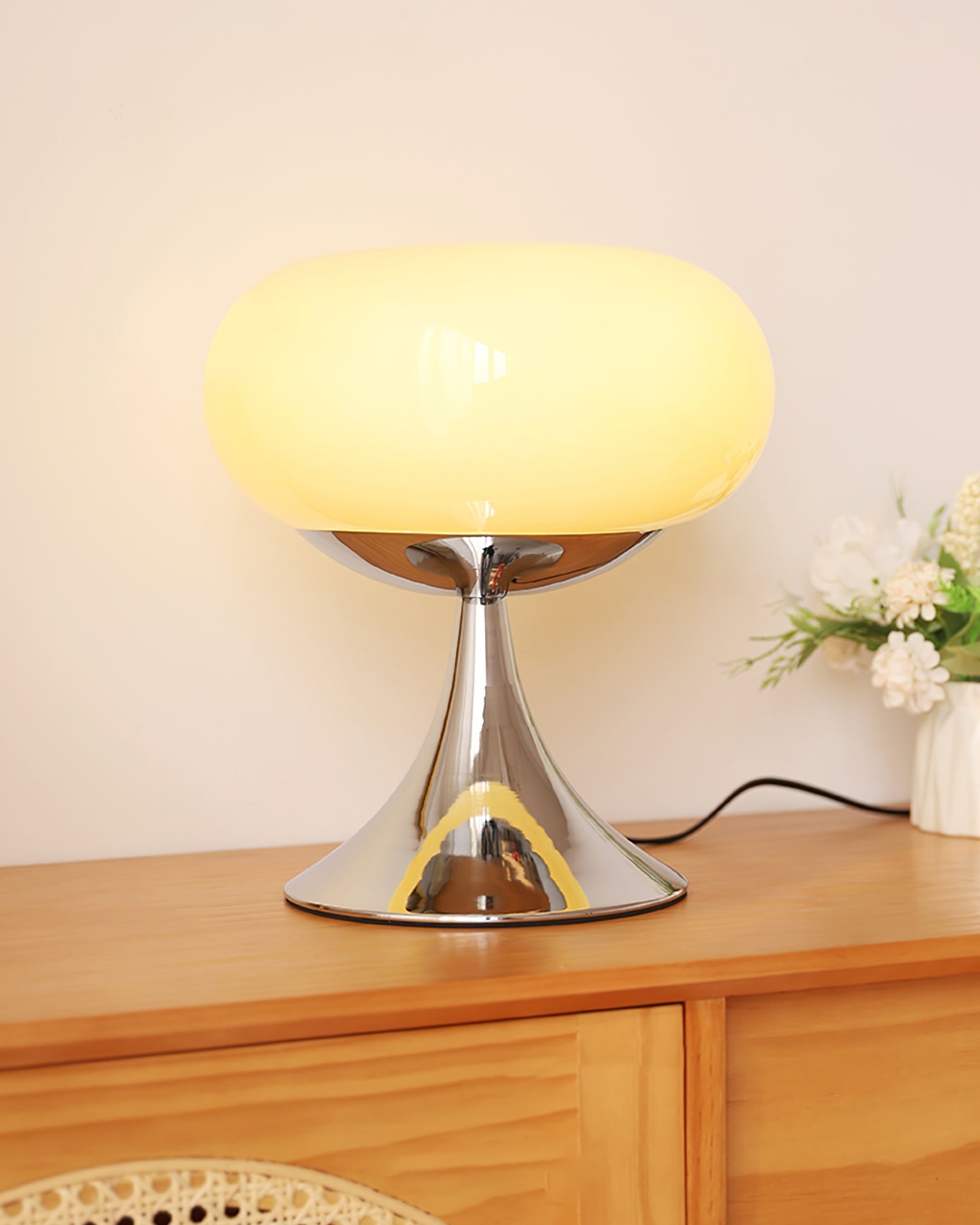 Glass Disc Table Lamp