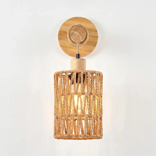 Woven Cord Cylindrical Wall Lamp — Rustic Farmhouse Wall Sconce for Bedroom, Hallway, and Living Room, Natural Wood-Backed Wall Light with Hand-Wound Cord Shade Erbstuk