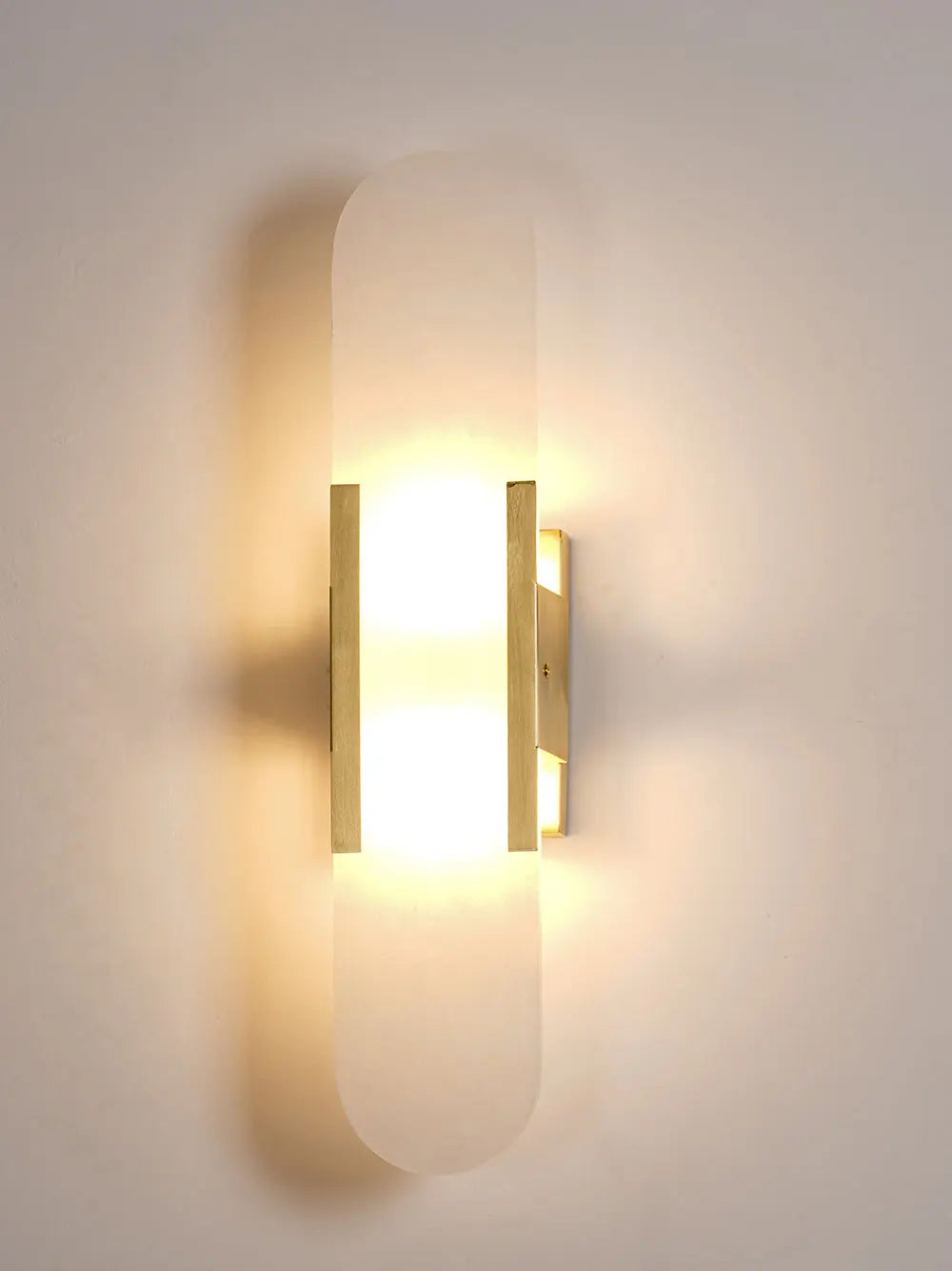 D. Oblong Alabaster Wall Sconce Erbstuk