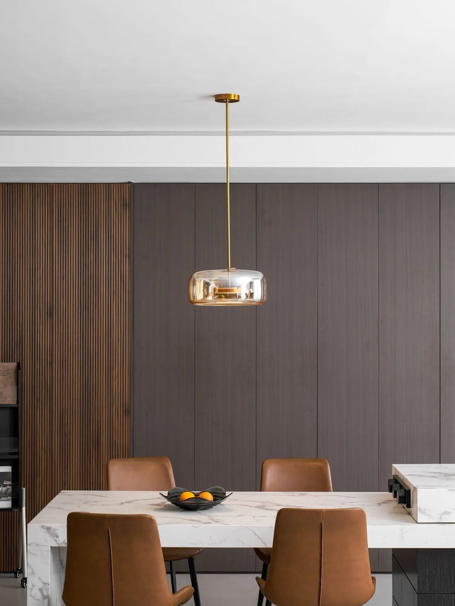 Metro Sphere Glass Pendant Lamp Erbstuk