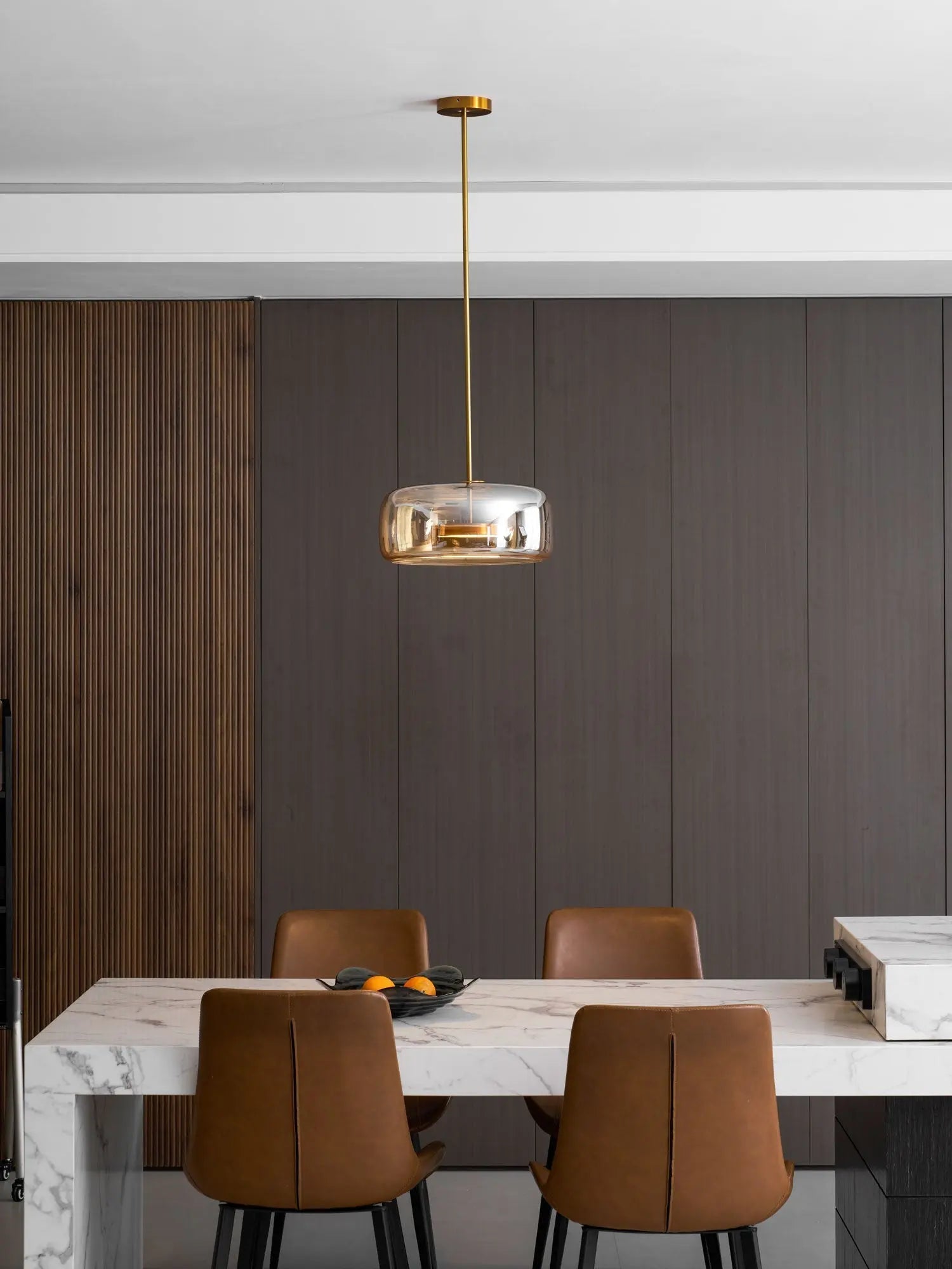 Metro Sphere Glass Pendant Lamp Erbstuk