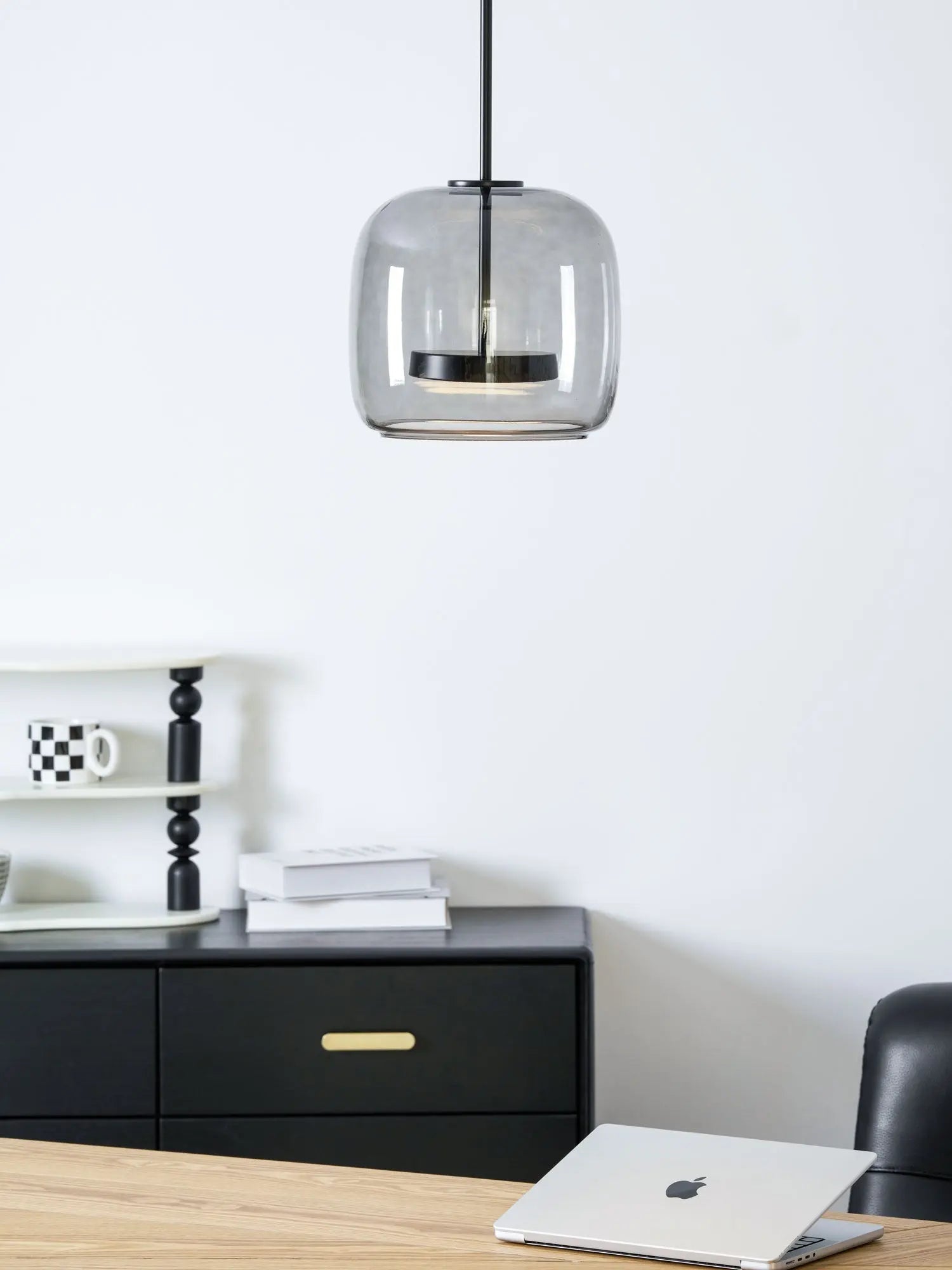 Metro Sphere Glass Pendant Lamp Erbstuk