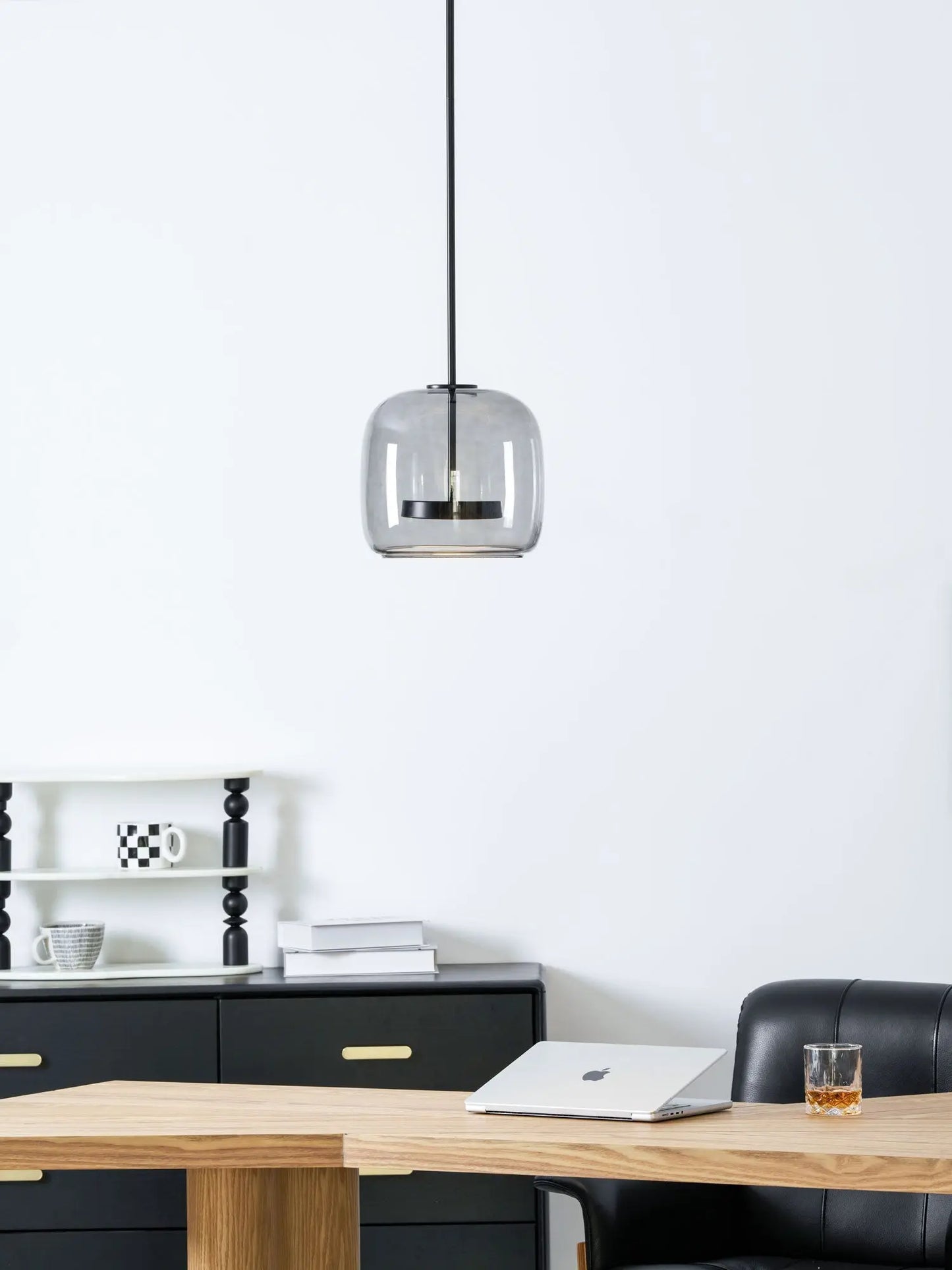 Metro Sphere Glass Pendant Lamp Erbstuk