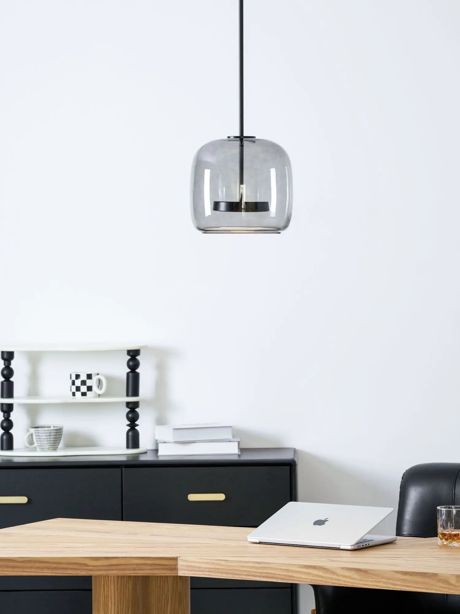 Metro Sphere Glass Pendant Lamp Erbstuk