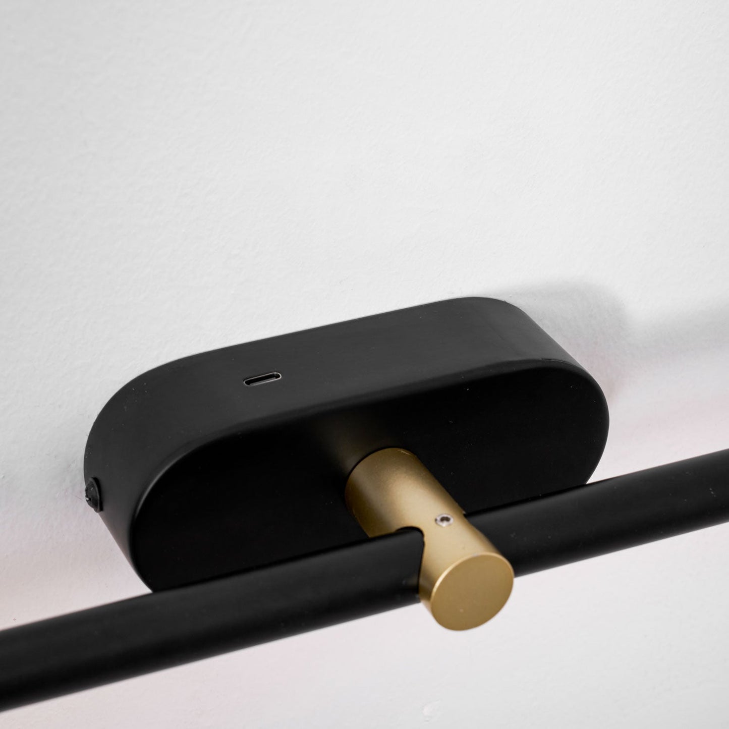 Cordless Linear Rechargeable Wall Ba