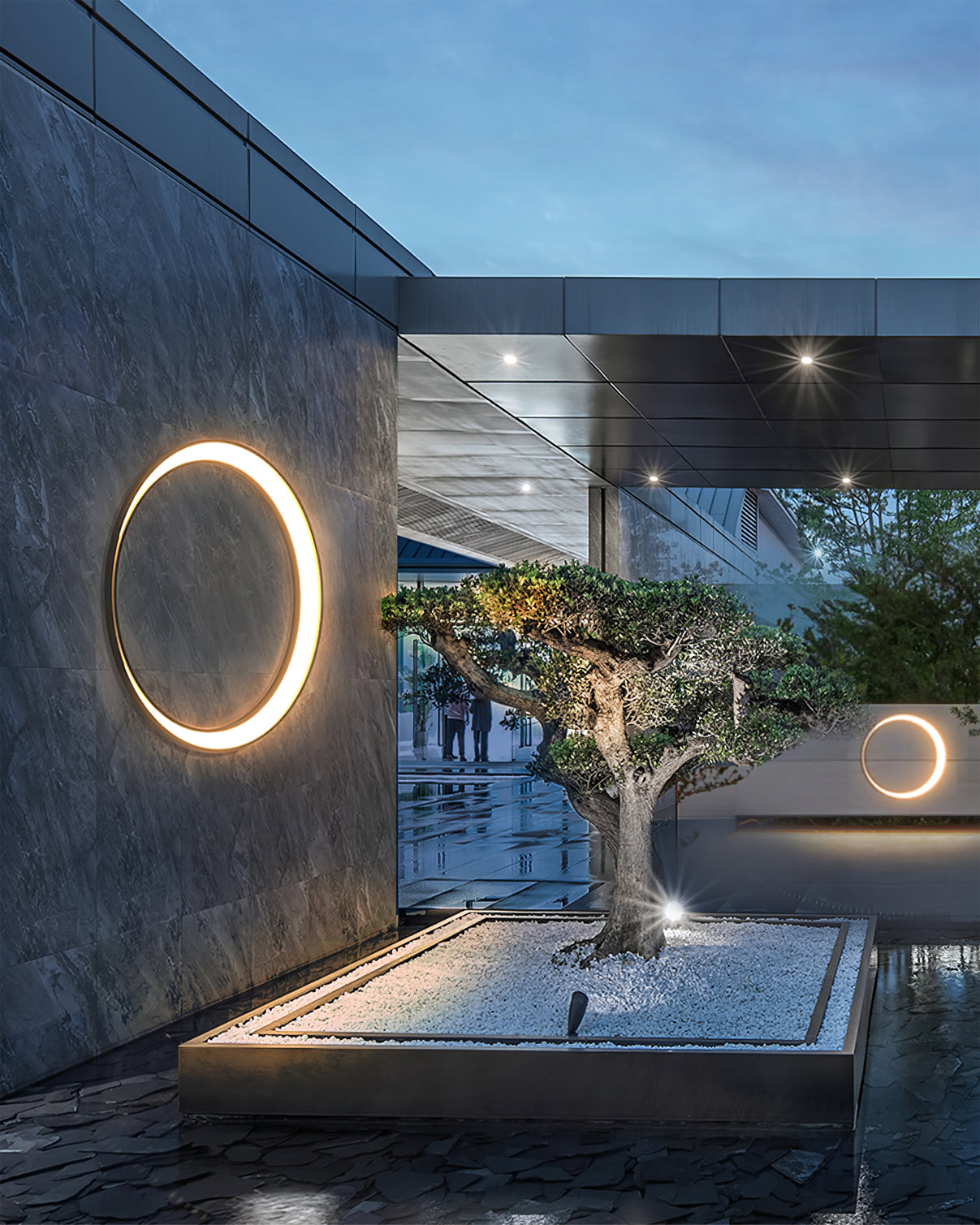 Moon Solar Outdoor Wall Lamp