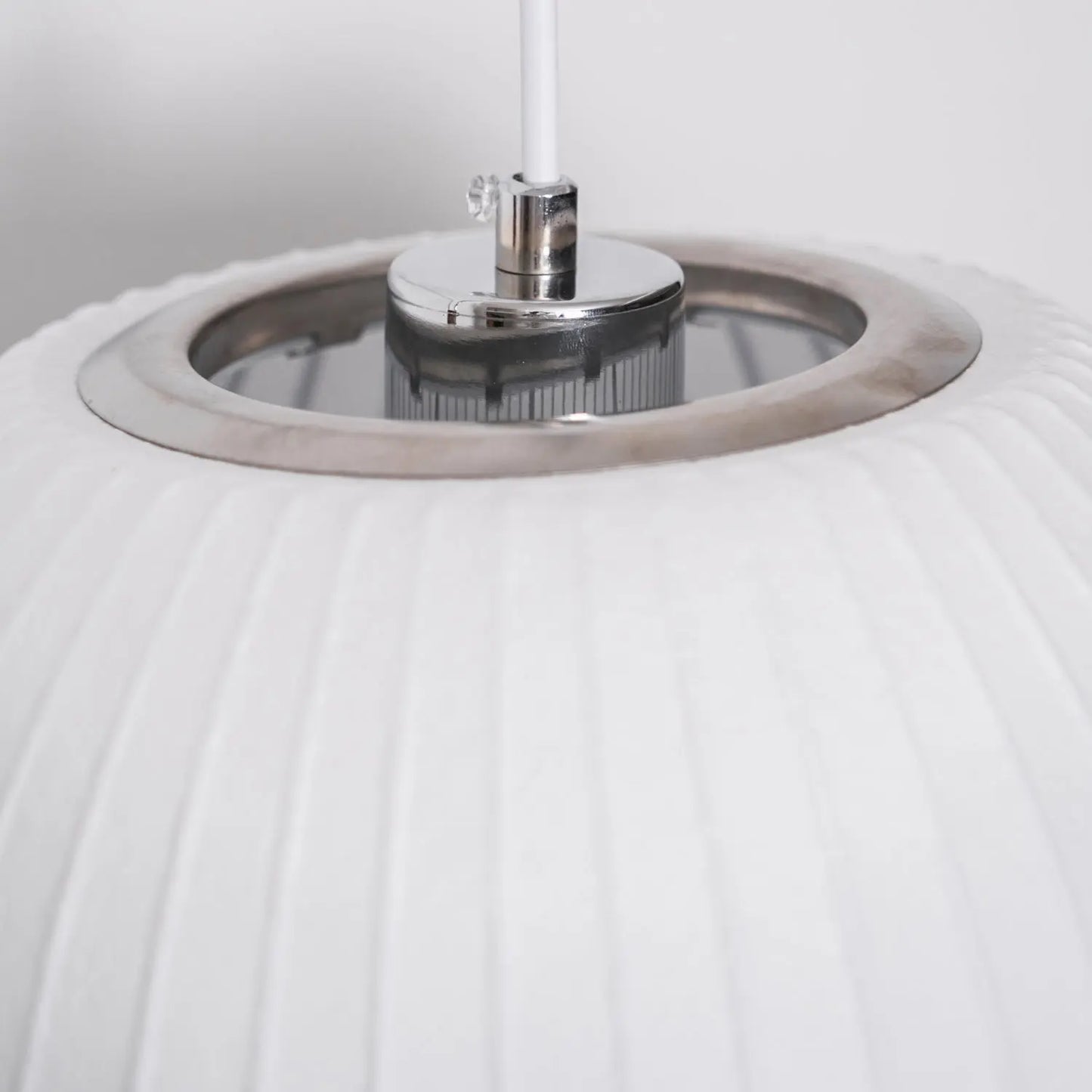 Silk Shade Flying Saucer Wall Sconce — Mid-Century Modern LED Wall Lamp with Swing Arm for Bedroom, Living Room, Study and Reading Nook, Walnut and Chrome Accent Erbstuk