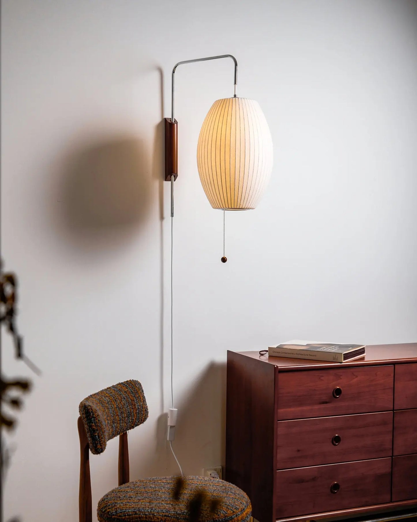 Silk Shade Flying Saucer Wall Sconce — Mid-Century Modern LED Wall Lamp with Swing Arm for Bedroom, Living Room, Study and Reading Nook, Walnut and Chrome Accent Erbstuk