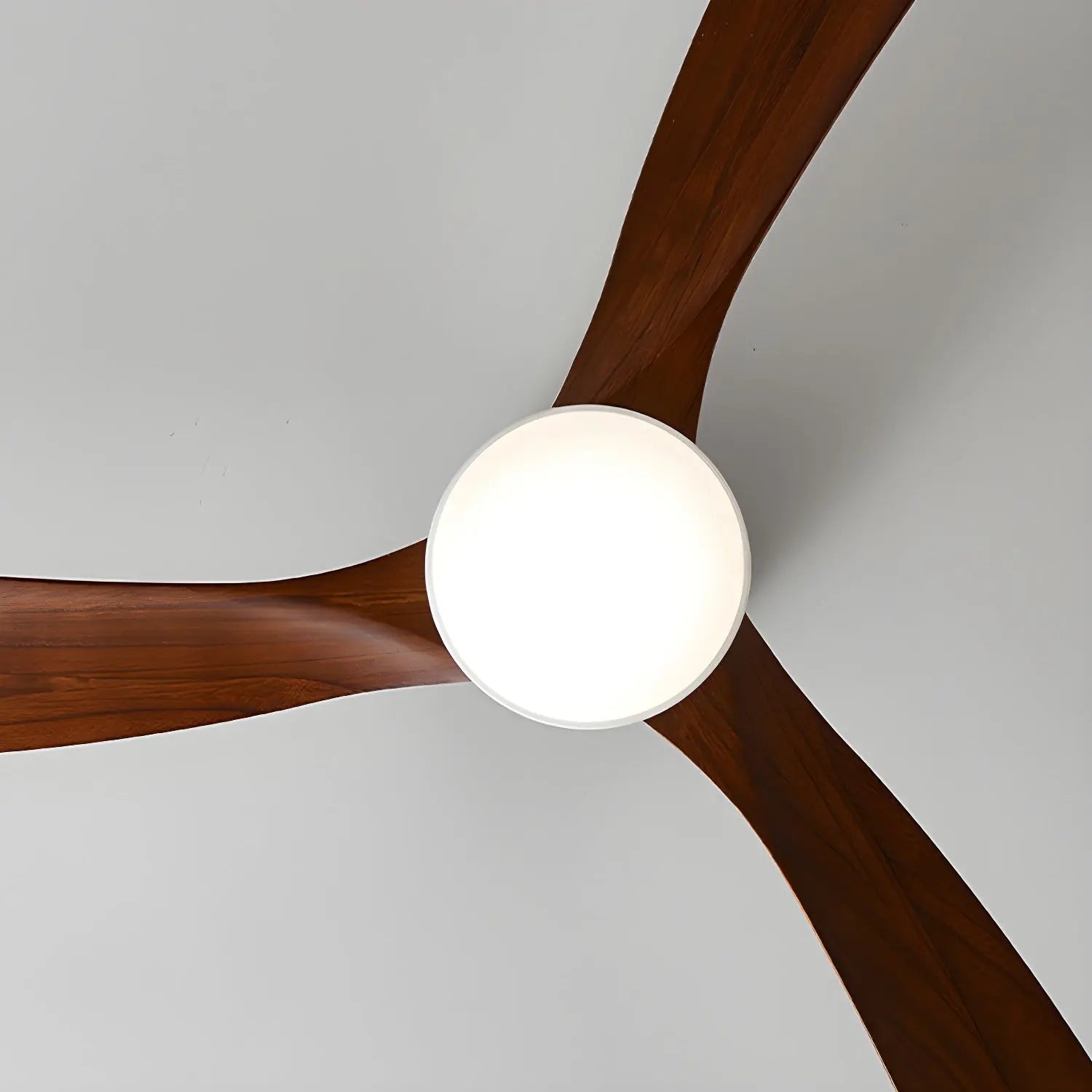Nordic Wooden Ceiling Fan Light Erbstuk