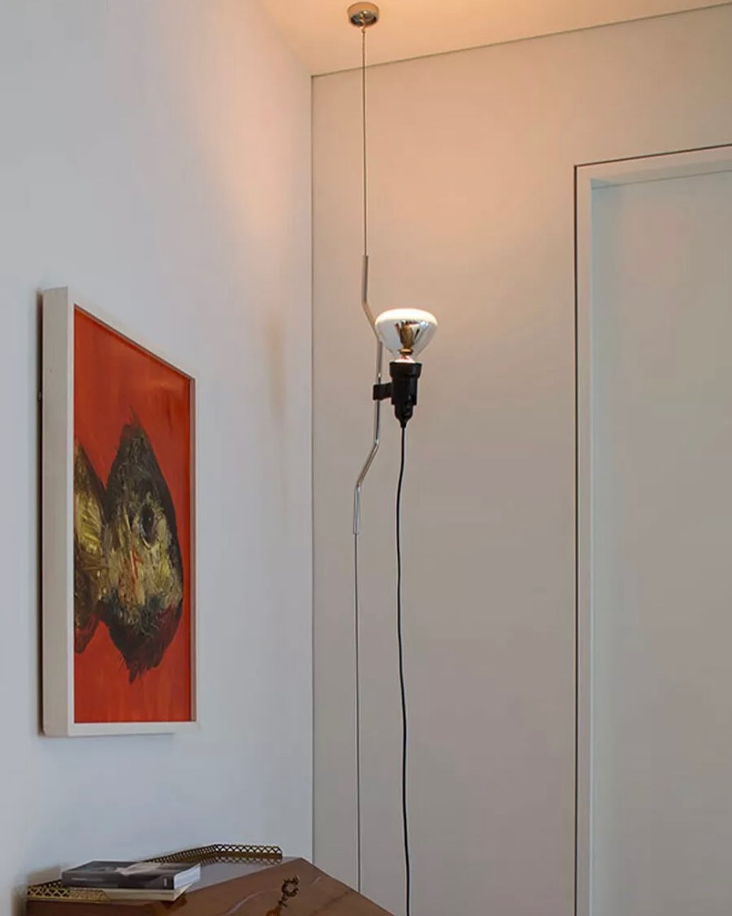 Adjustable Tension Rod Floor to Ceiling Lamp