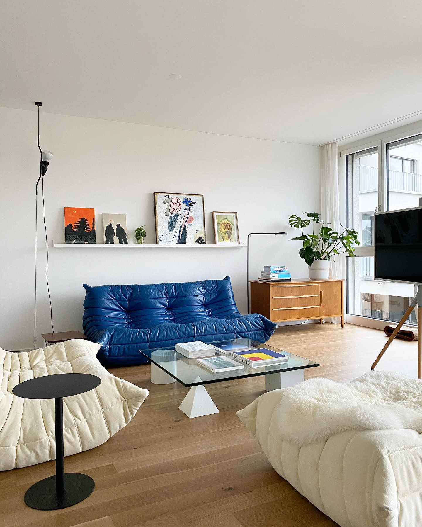Adjustable Tension Rod Floor to Ceiling Lamp
