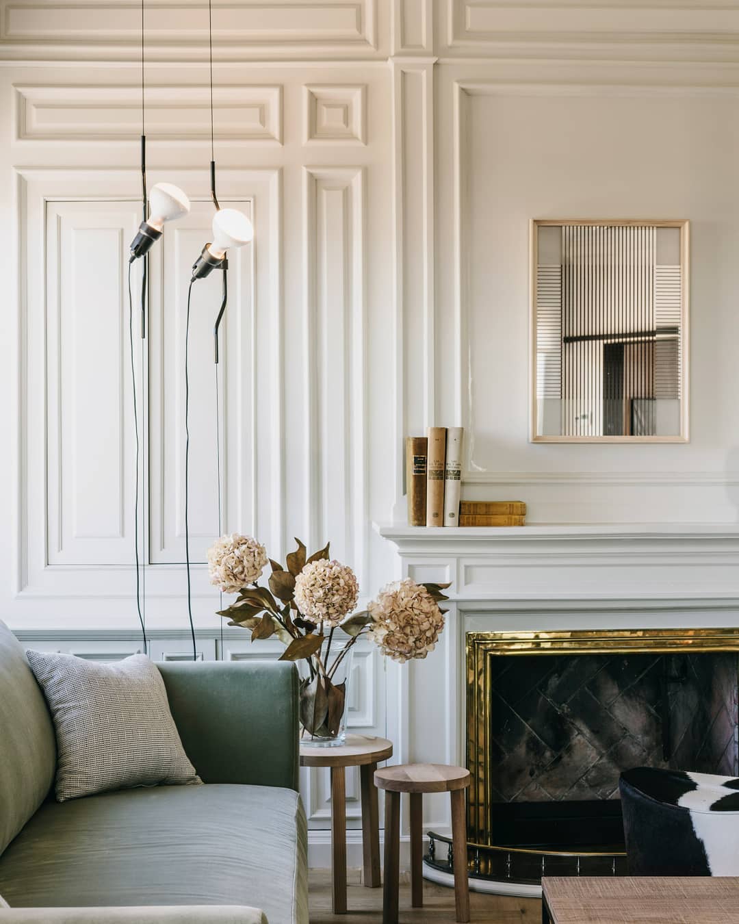 Adjustable Tension Rod Floor to Ceiling Lamp