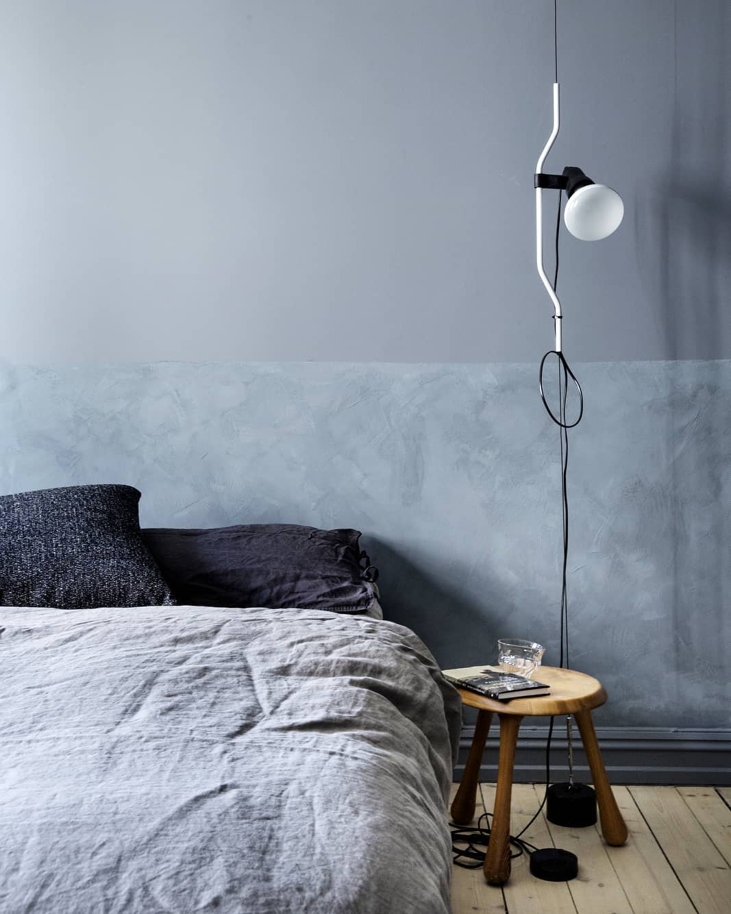 Adjustable Tension Rod Floor to Ceiling Lamp
