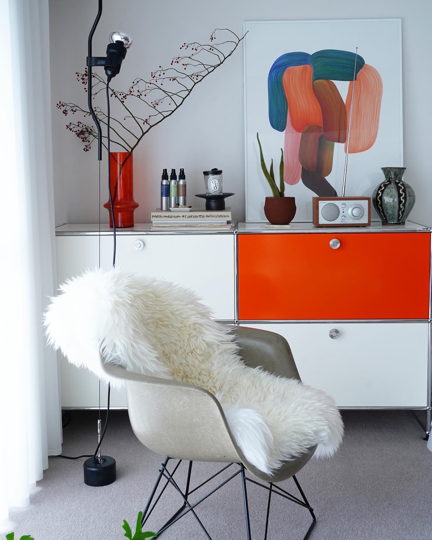 Adjustable Tension Rod Floor to Ceiling Lamp