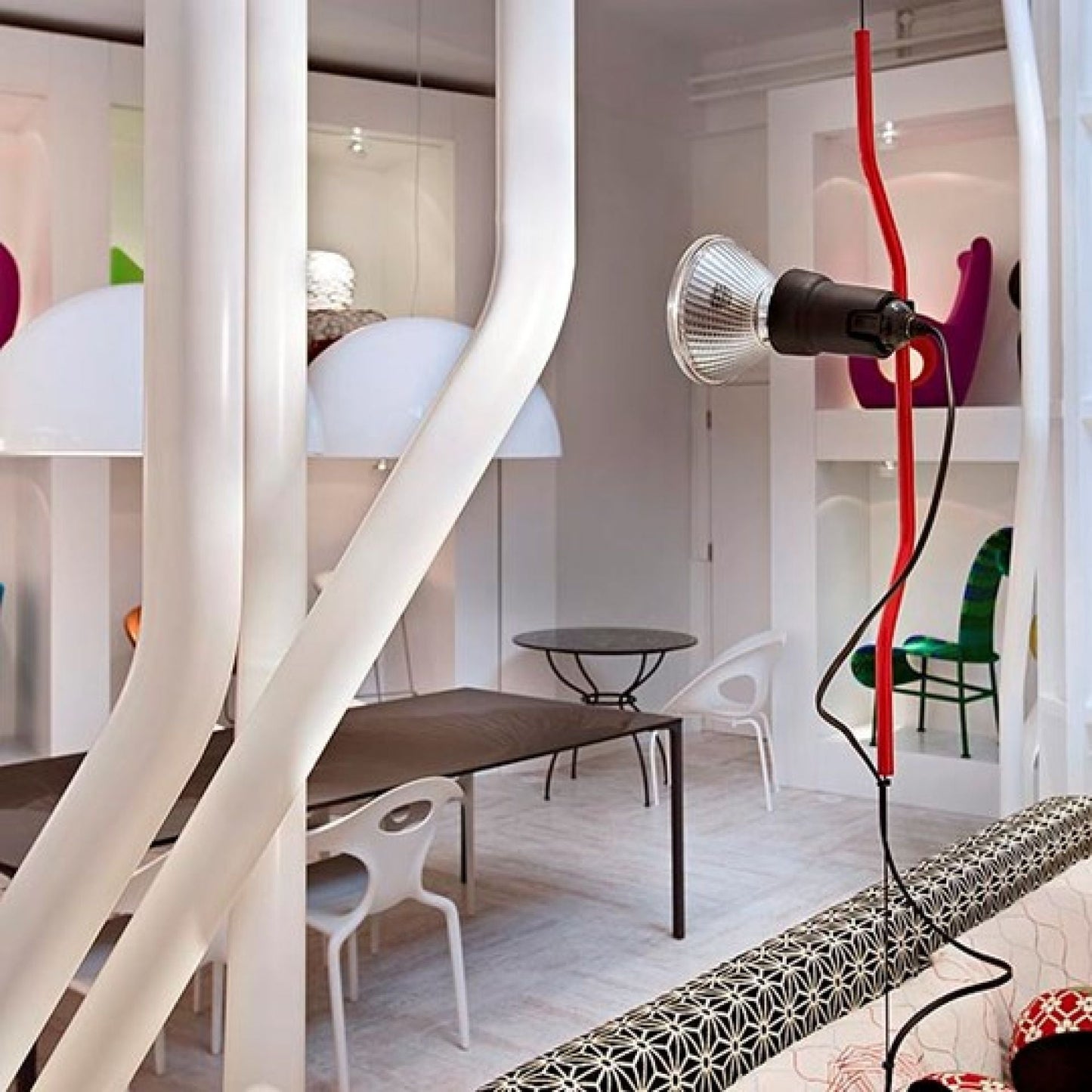 Adjustable Tension Rod Floor to Ceiling Lamp