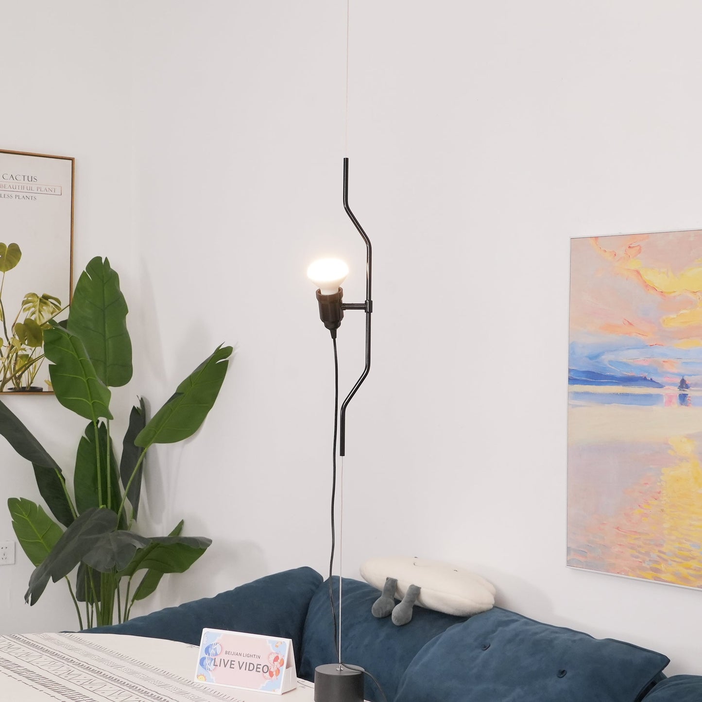 Adjustable Tension Rod Floor to Ceiling Lamp
