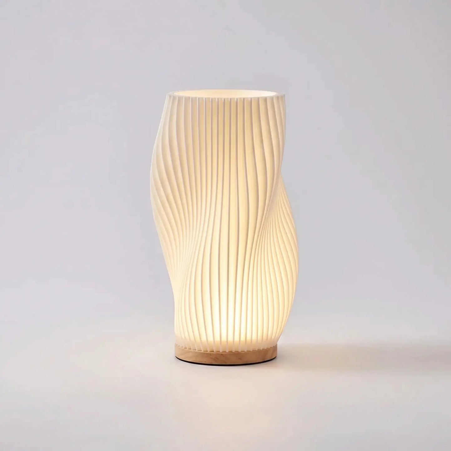 3D-Textured Table Lamp with Solid Wood Base — Dimmable Tri-Color USB Desk Lamp — Bedside Lamp, Living Room Lamp — Sculptural Nightstand and Reading Lamp Erbstuk