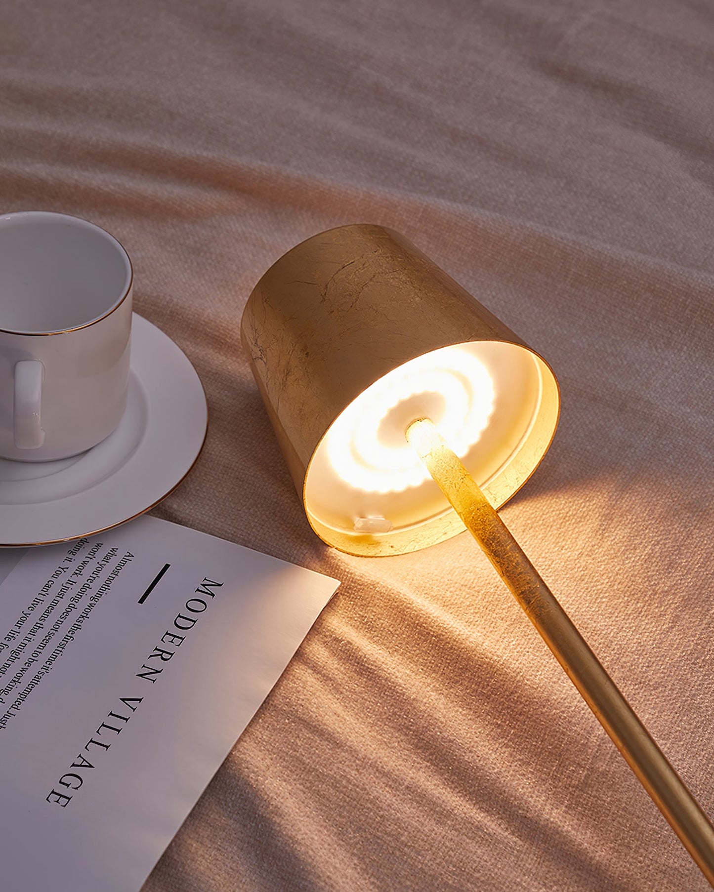 Aluminium Dome Cordless Table Lamp