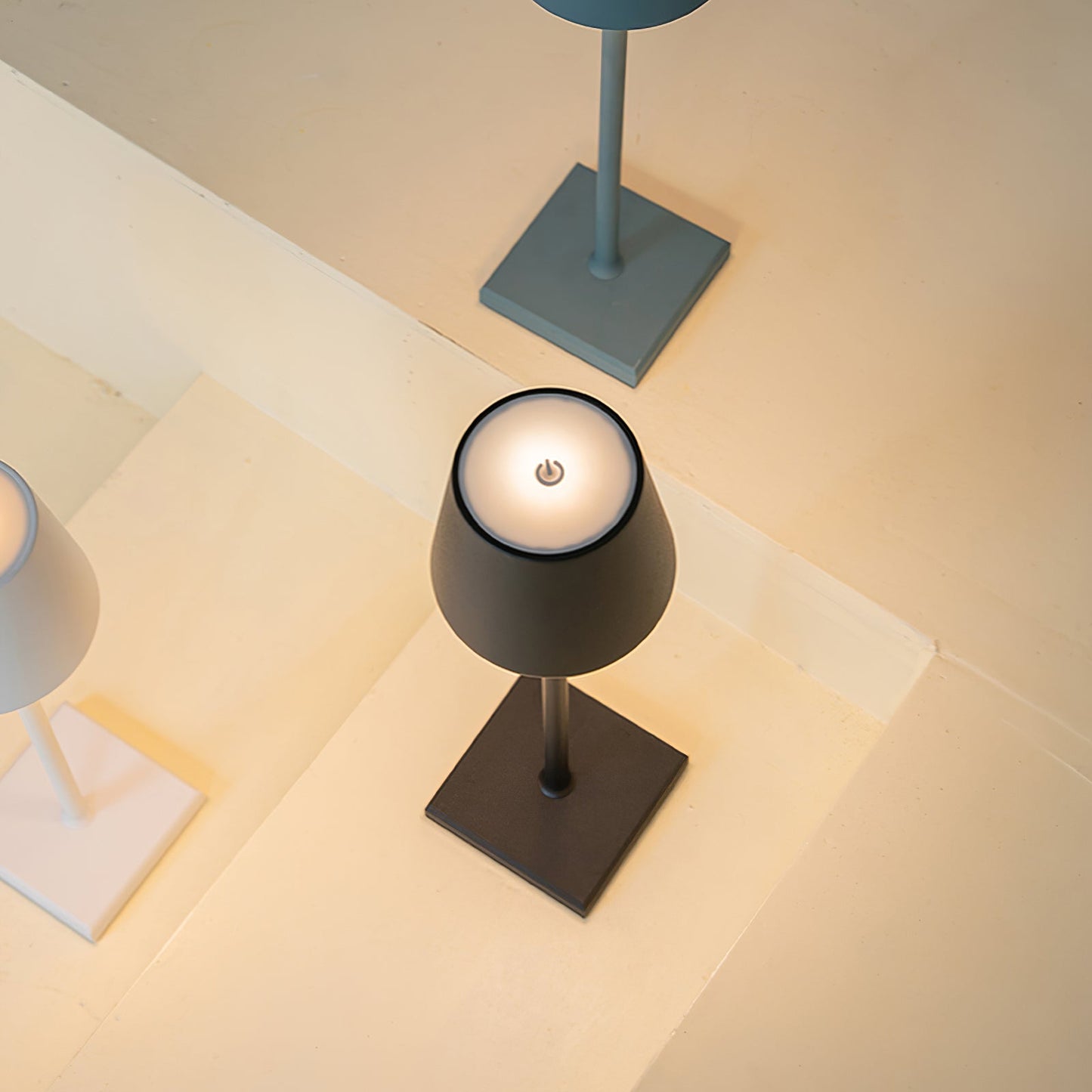 Aluminium Dome Cordless Table Lamp