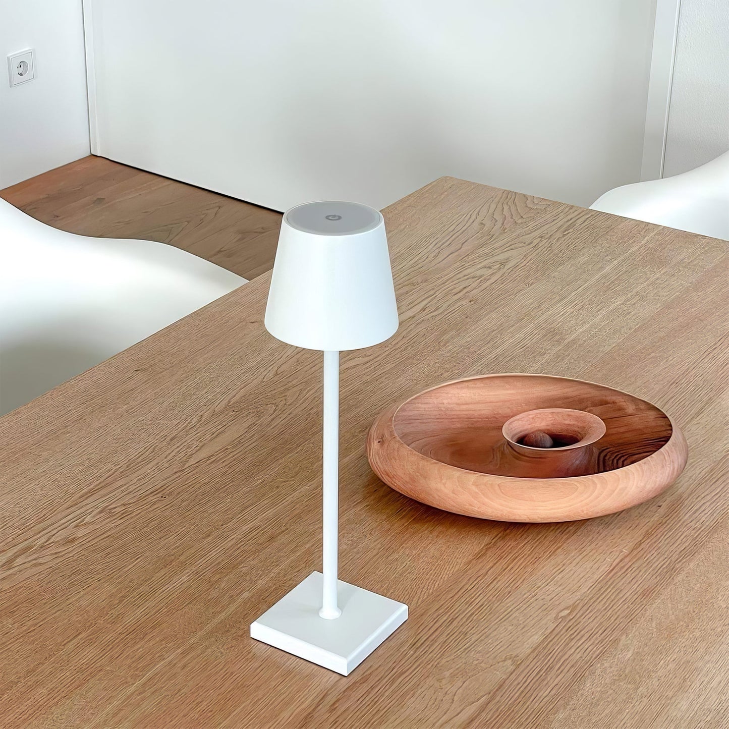 Aluminium Dome Cordless Table Lamp