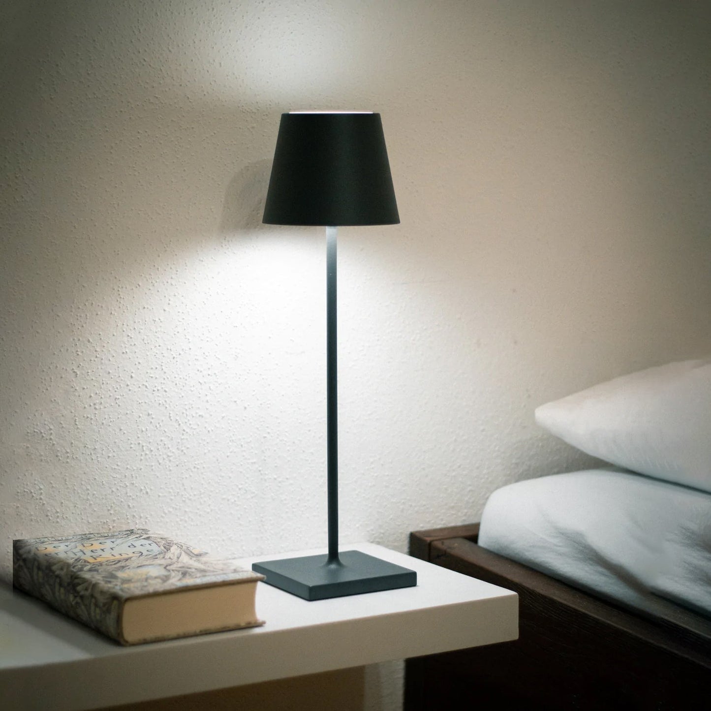 Aluminium Dome Cordless Table Lamp