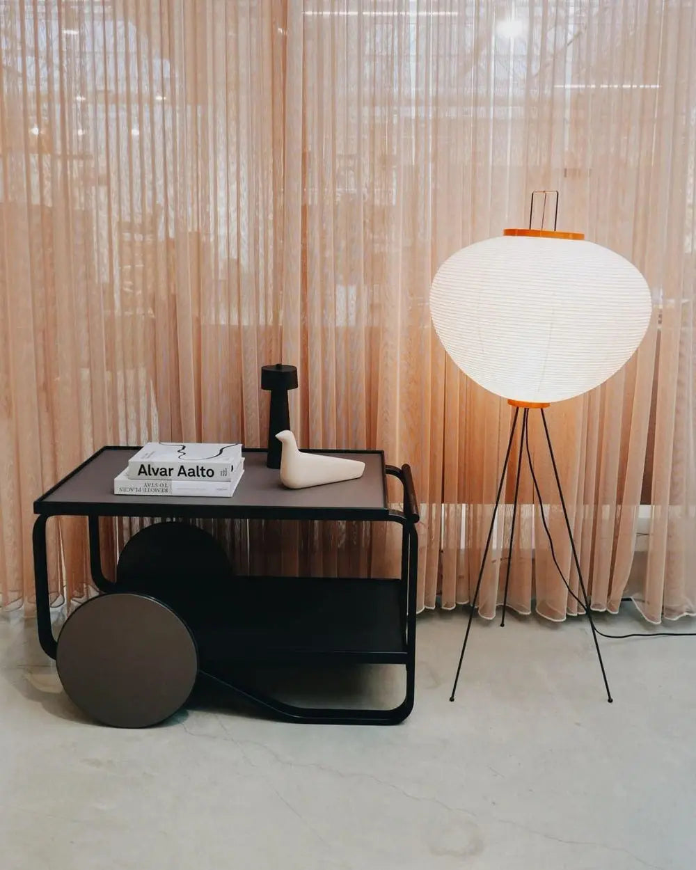 Rice Paper Lantern Floor Lamp — Sculptural Tripod Ambient Light for Living Room, Bedroom, Study and Reading Corner, Soft-Glow Paper Shade Floor Lamp Erbstuk